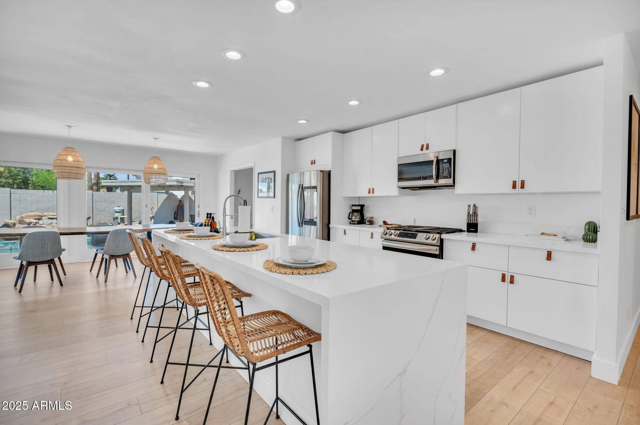 Scottsdale, AZ 85250,8614 E ROSE Lane