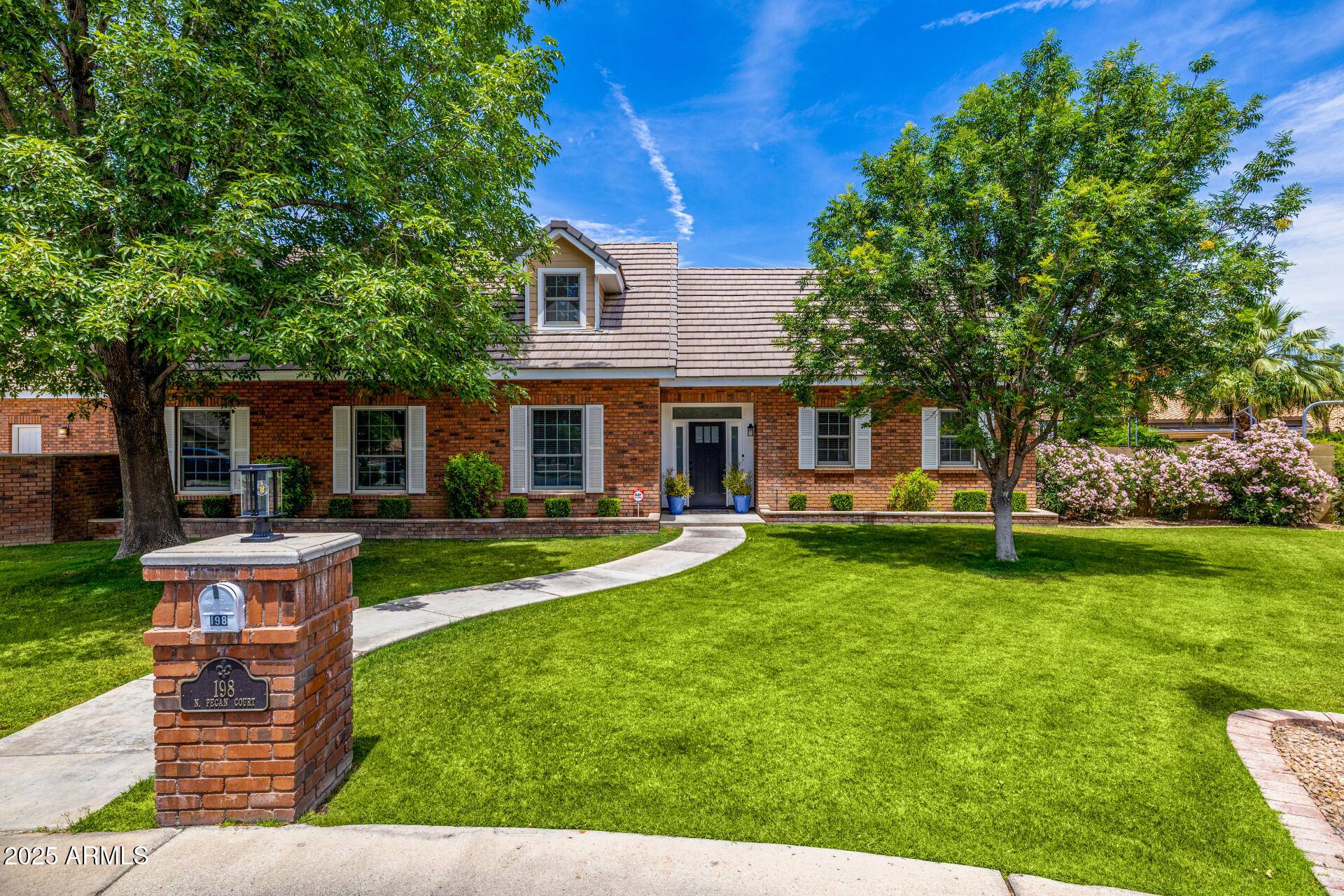 Gilbert, AZ 85234,198 N PECAN Court