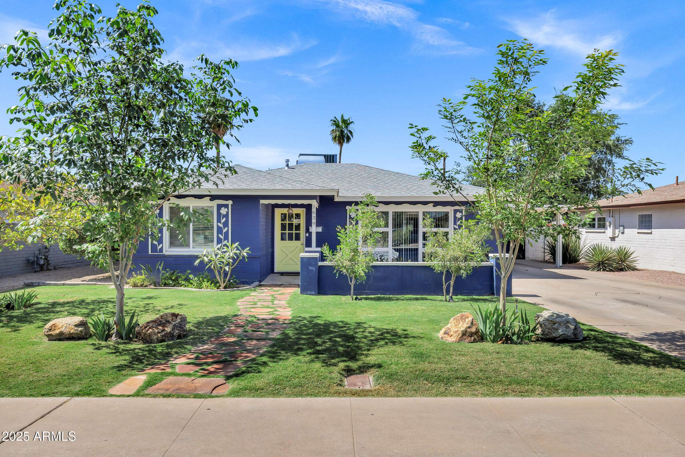 Phoenix, AZ 85015,1639 W INDIANOLA Avenue