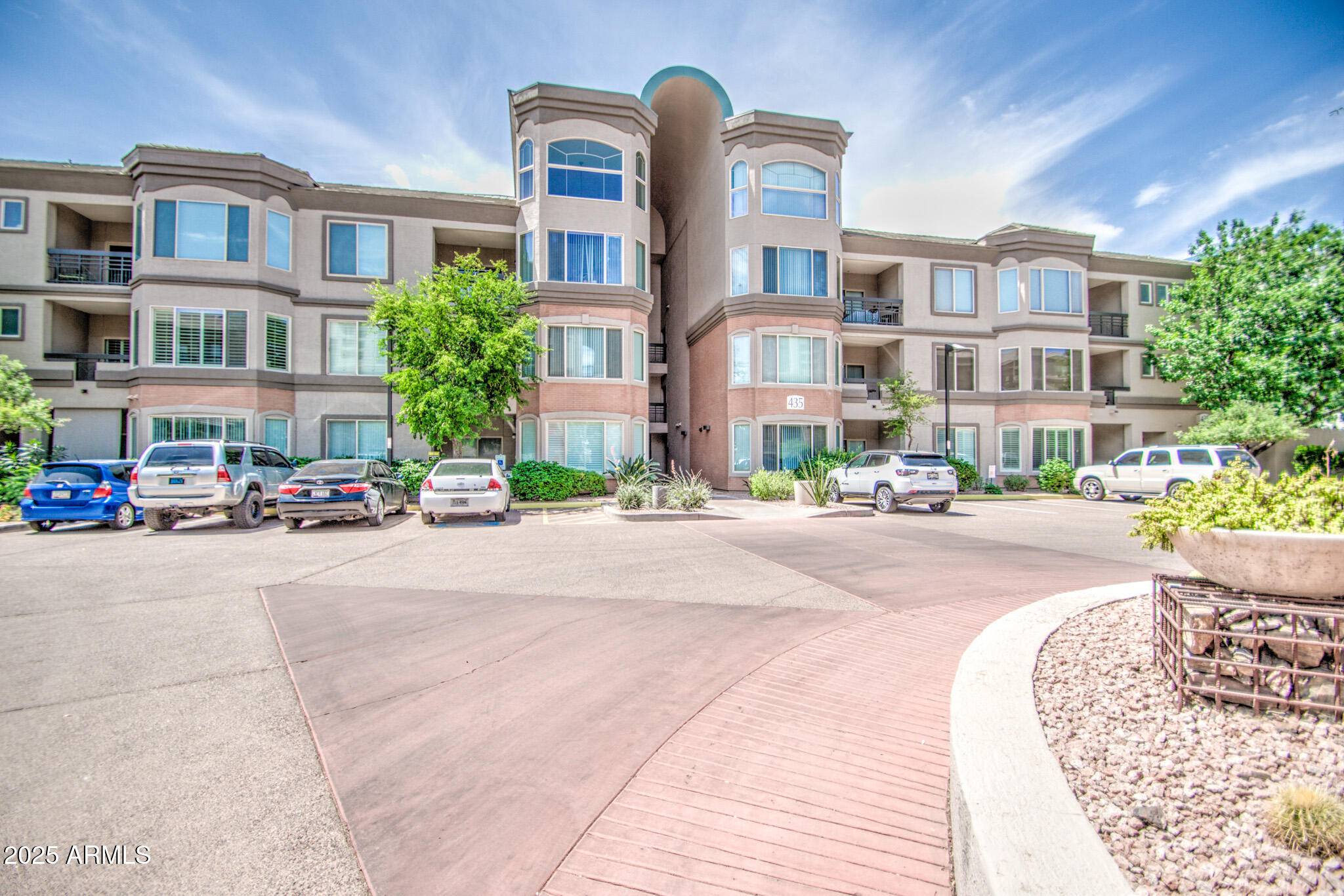 Tempe, AZ 85281,435 W RIO SALADO Parkway #208
