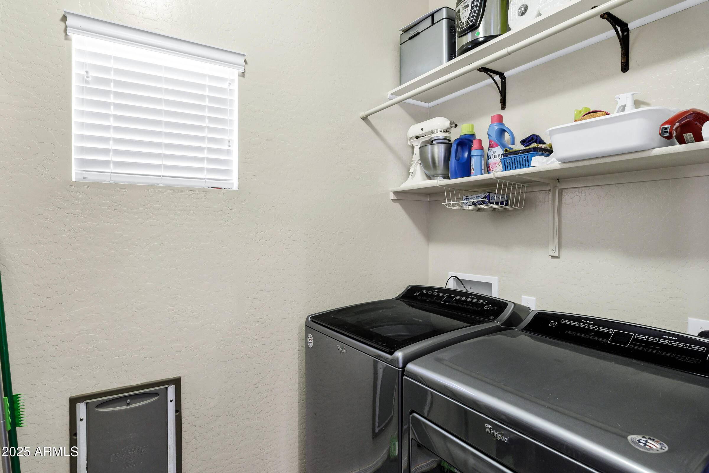 San Tan Valley, AZ 85143,110 E SADDLE Way