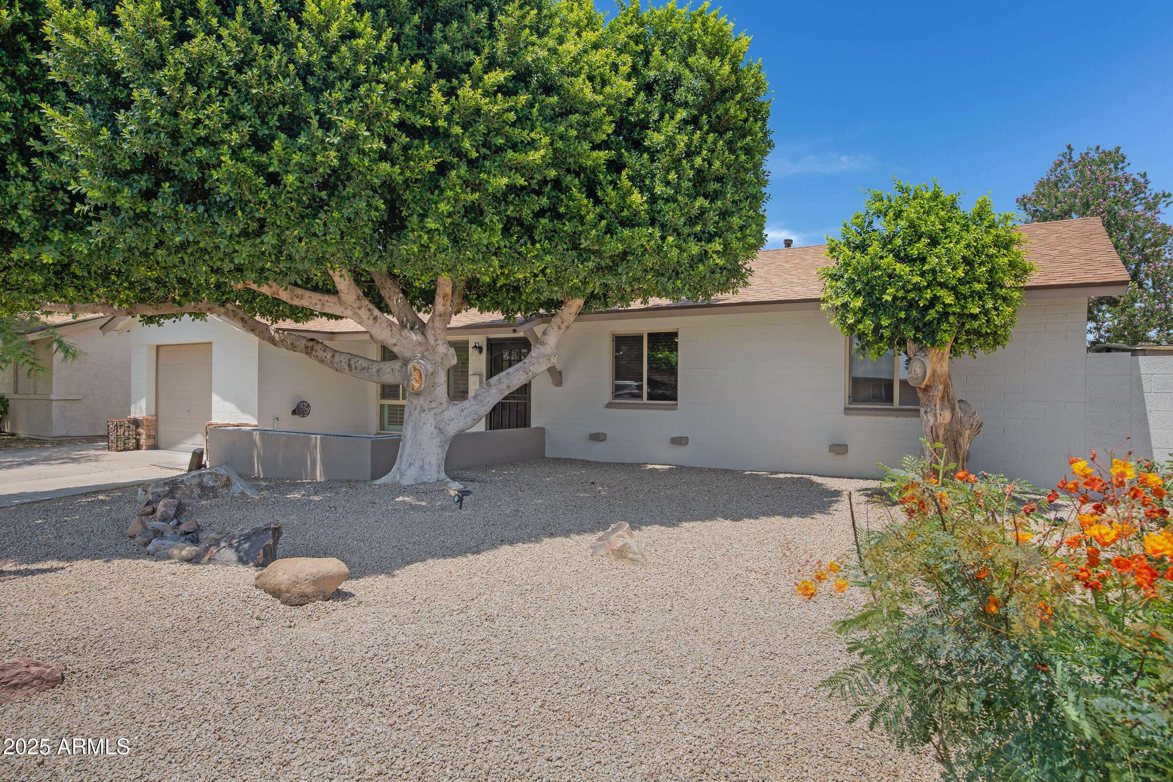 Phoenix, AZ 85029,2510 W COLUMBINE Drive