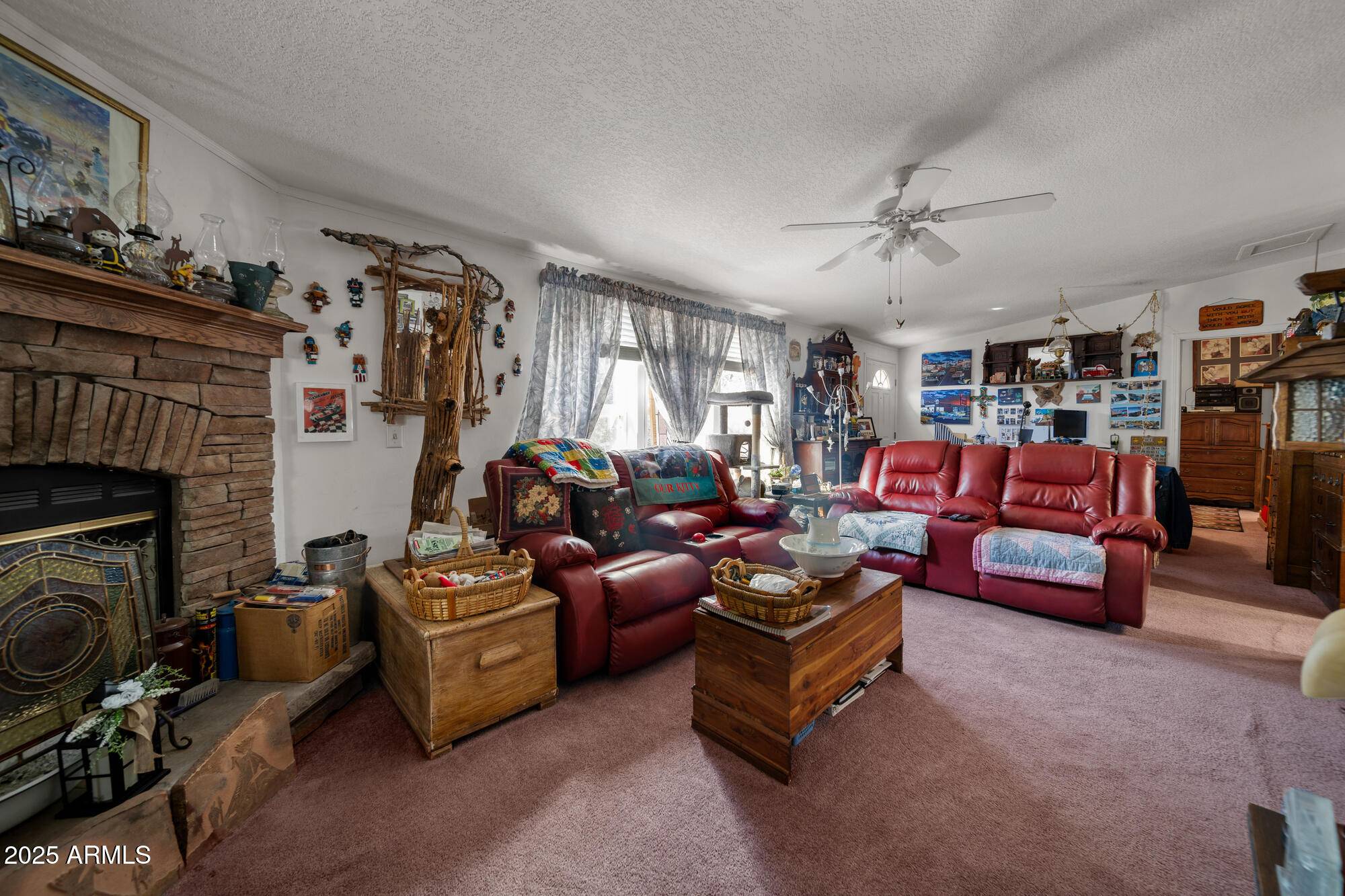 Show Low, AZ 85901,7957 LAKE LAND Road