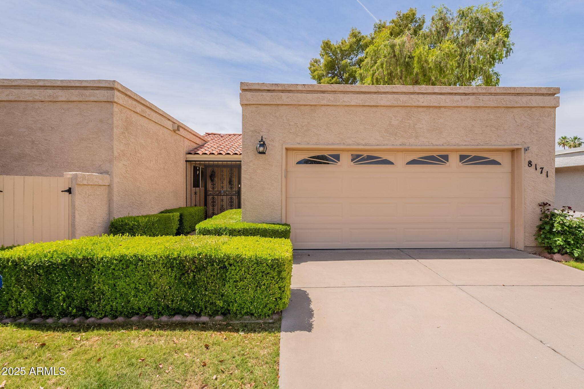Scottsdale, AZ 85258,8171 E DEL CAVERNA Drive