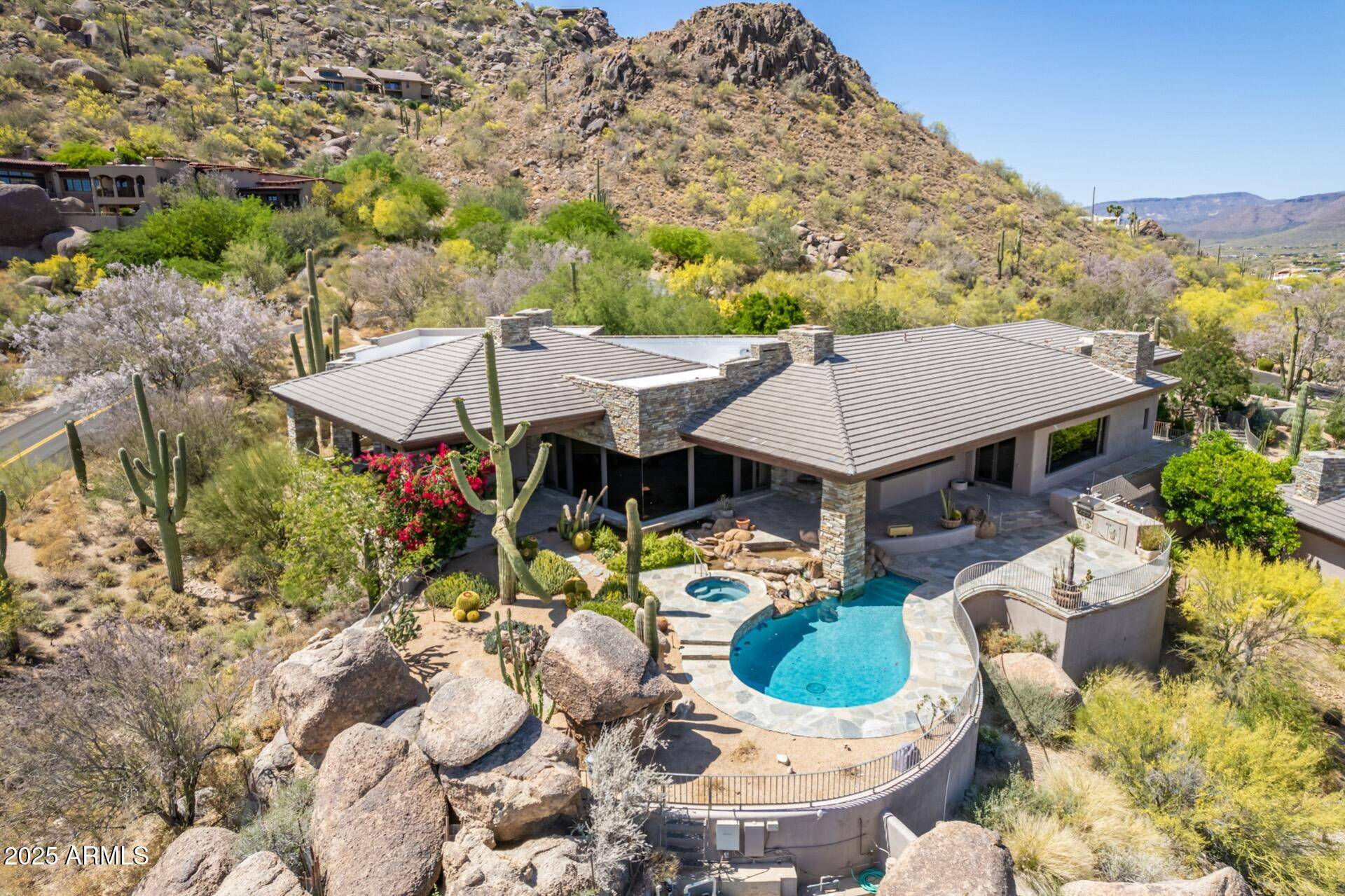 Carefree, AZ 85377,6901 E RESTIN Road