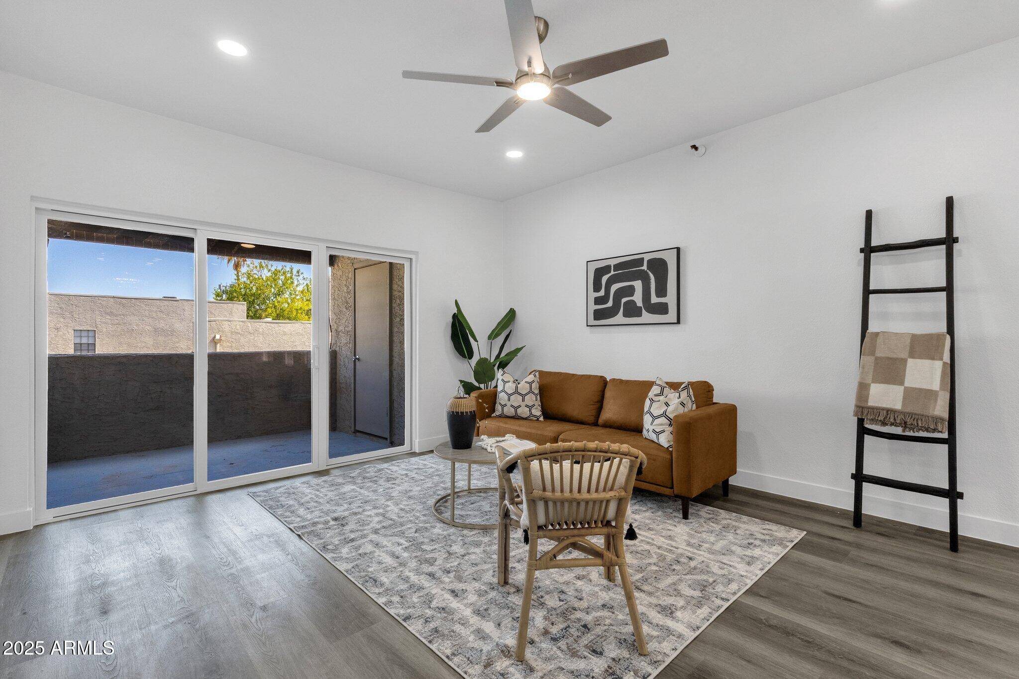 Scottsdale, AZ 85251,8020 E THOMAS Road #313