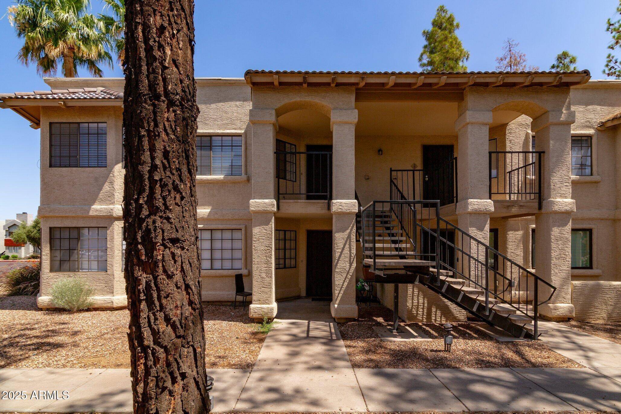 Mesa, AZ 85202,925 S LONGMORE -- #201