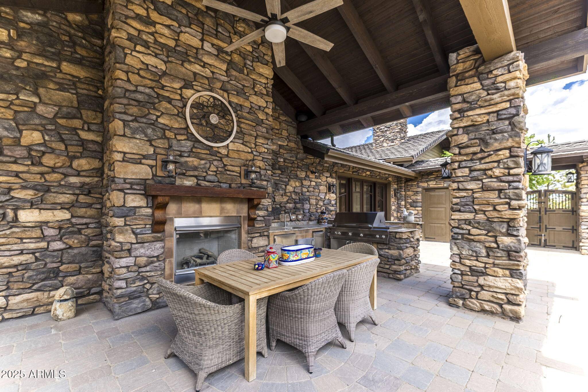 5350 W THREE FORKS Road Prescott, AZ 86305