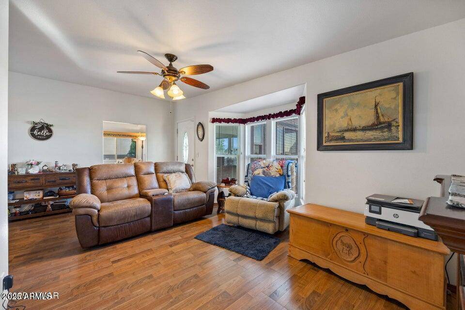 Show Low, AZ 85901,8220 LAKE FRONT Drive