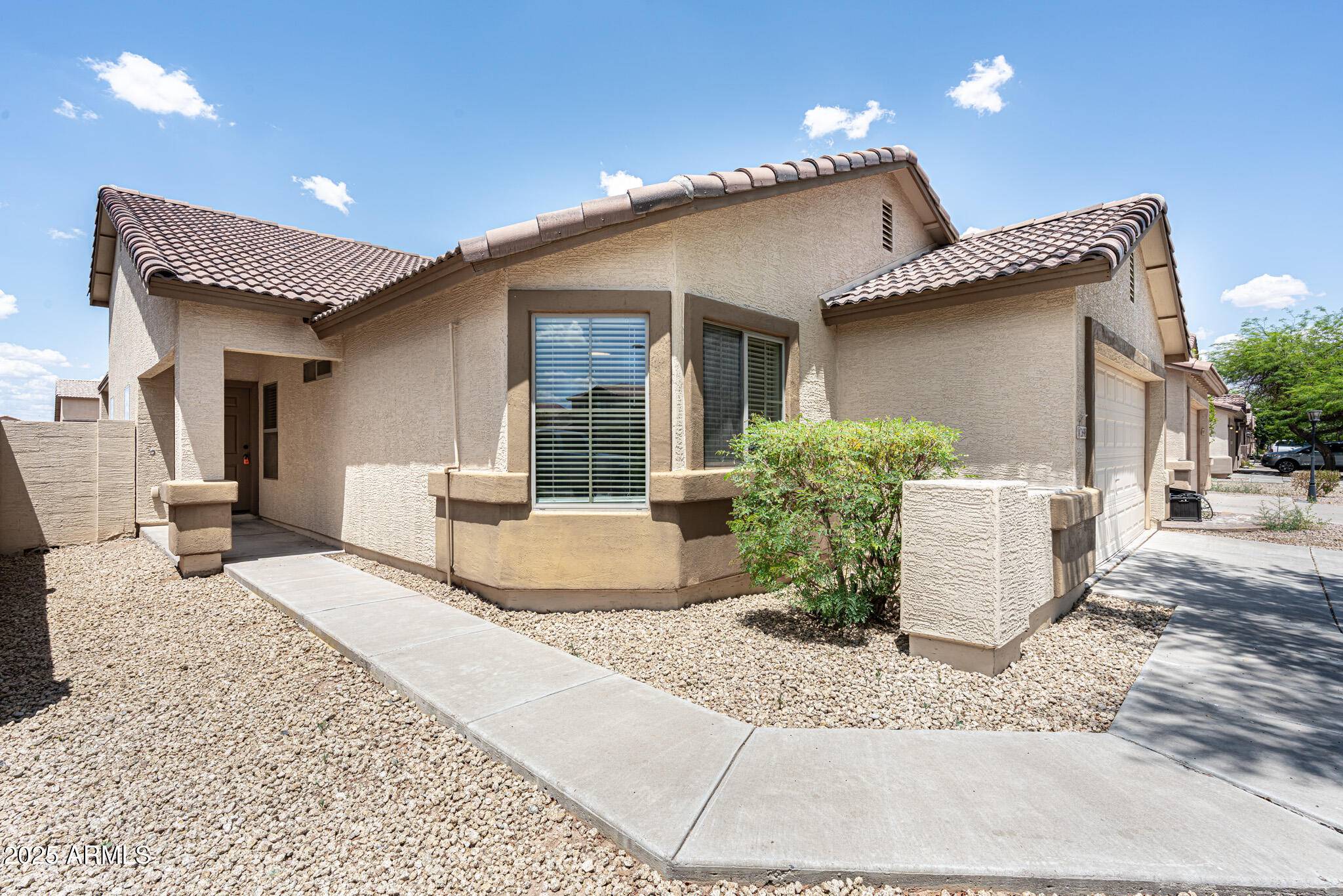 San Tan Valley, AZ 85143,2698 E DENIM Trail