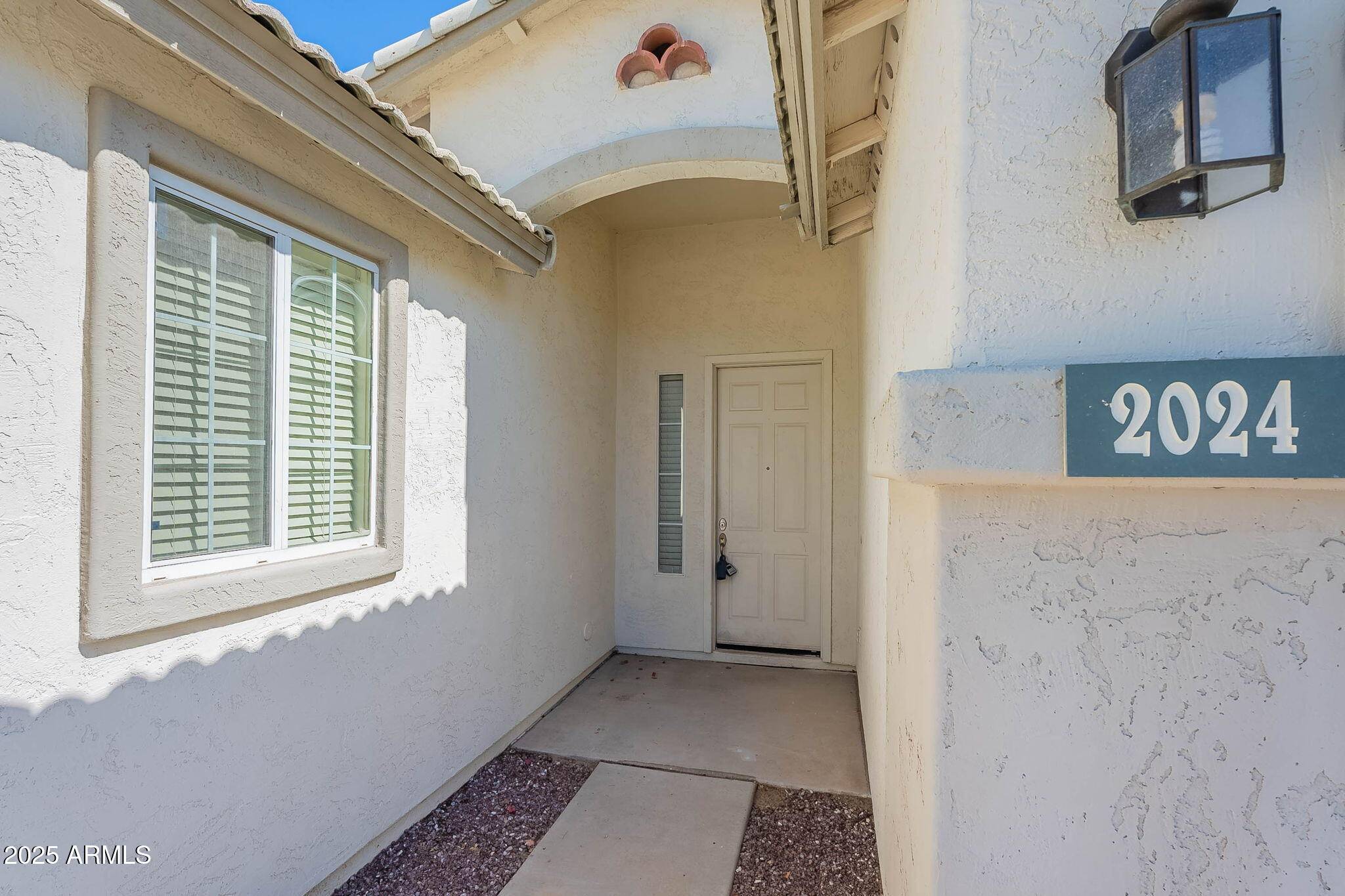 Phoenix, AZ 85041,2024 W DARREL Road