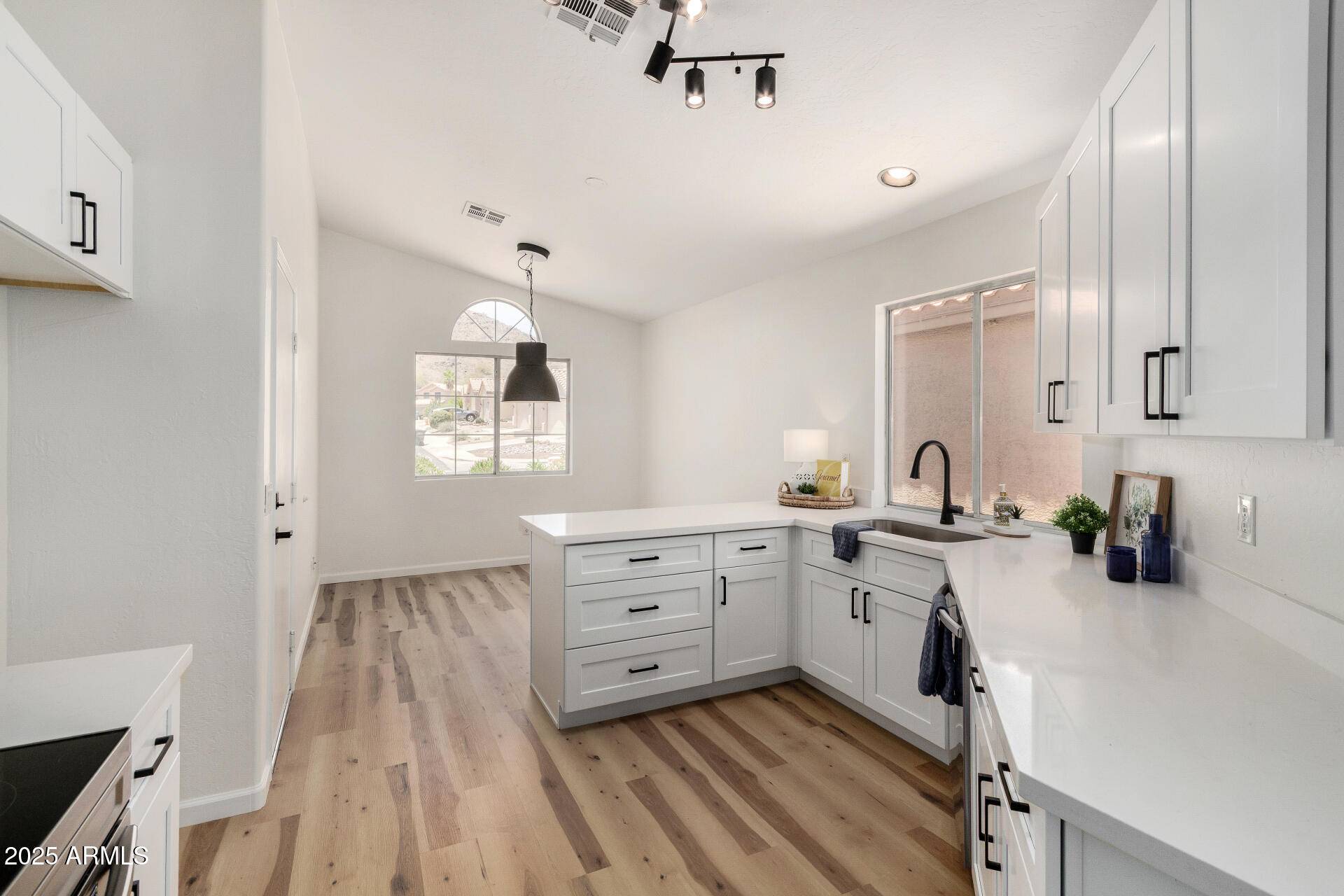 Phoenix, AZ 85048,16827 S 20TH Way