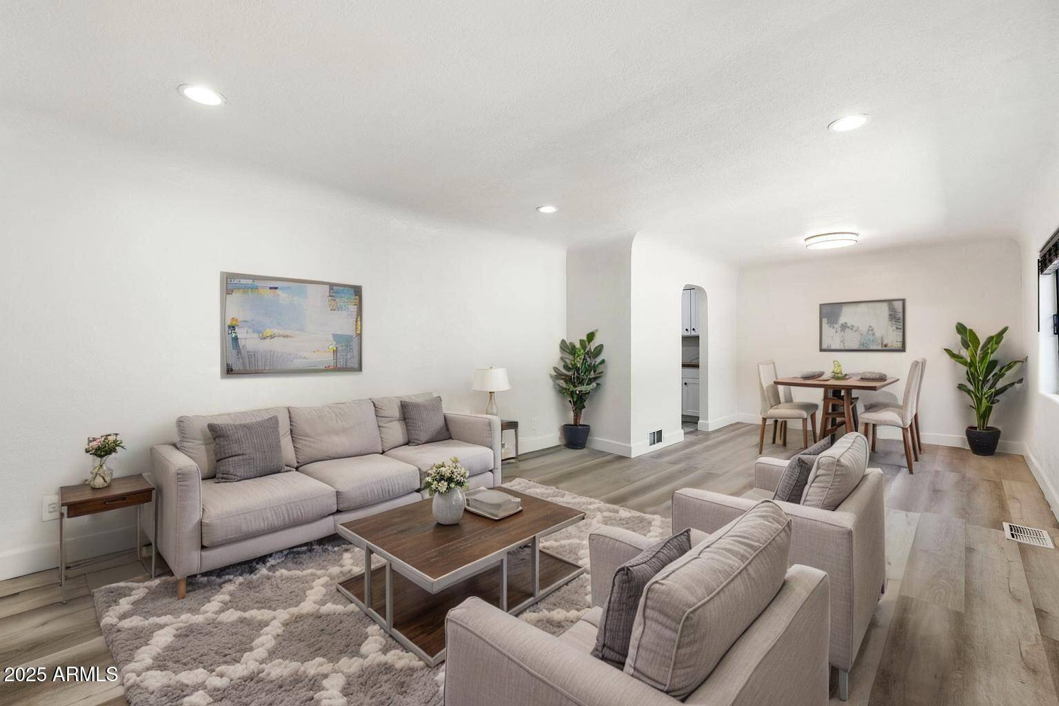 116 S ARIZONA Avenue Prescott, AZ 86303