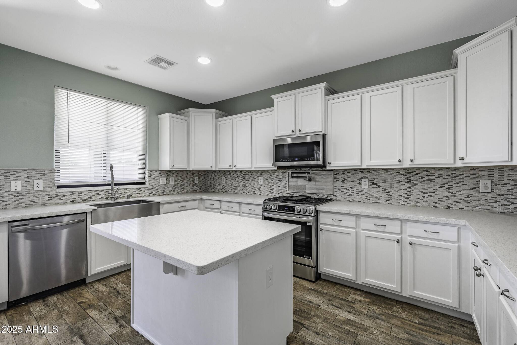 41581 W SOMERSET Drive Maricopa, AZ 85138