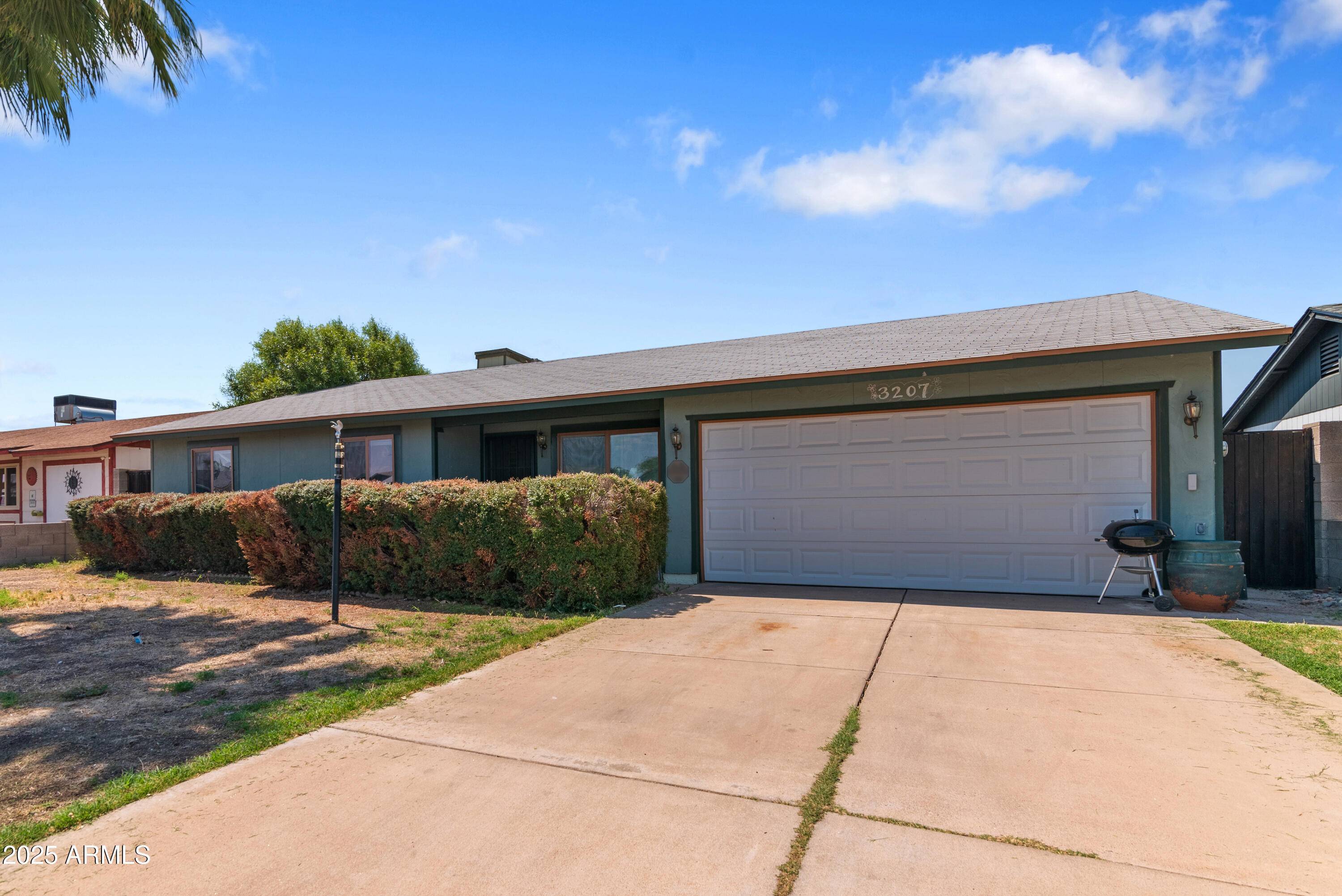Phoenix, AZ 85053,3207 W MICHIGAN Avenue