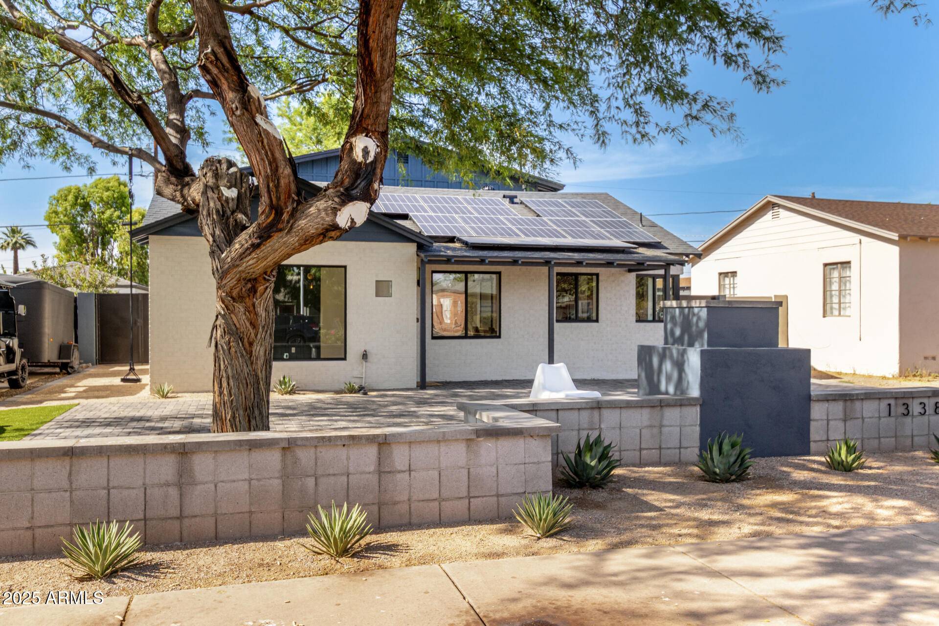 Phoenix, AZ 85006,1338 E GRANADA Road