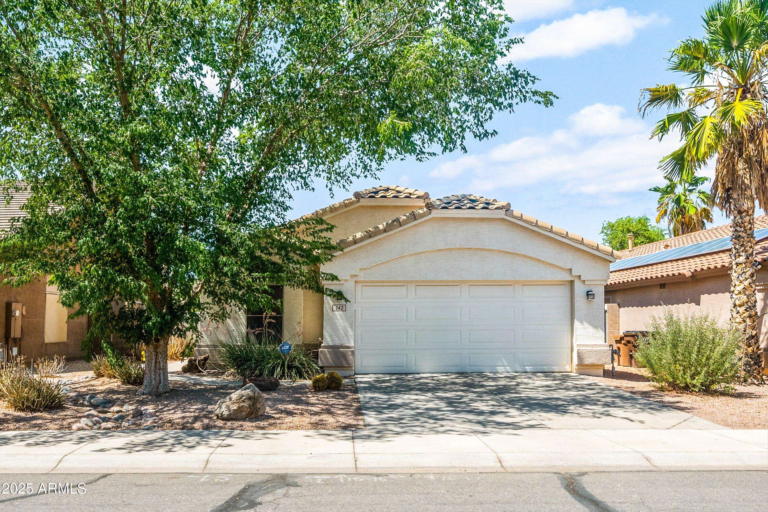 San Tan Valley, AZ 85143,742 E LOVEGRASS Drive