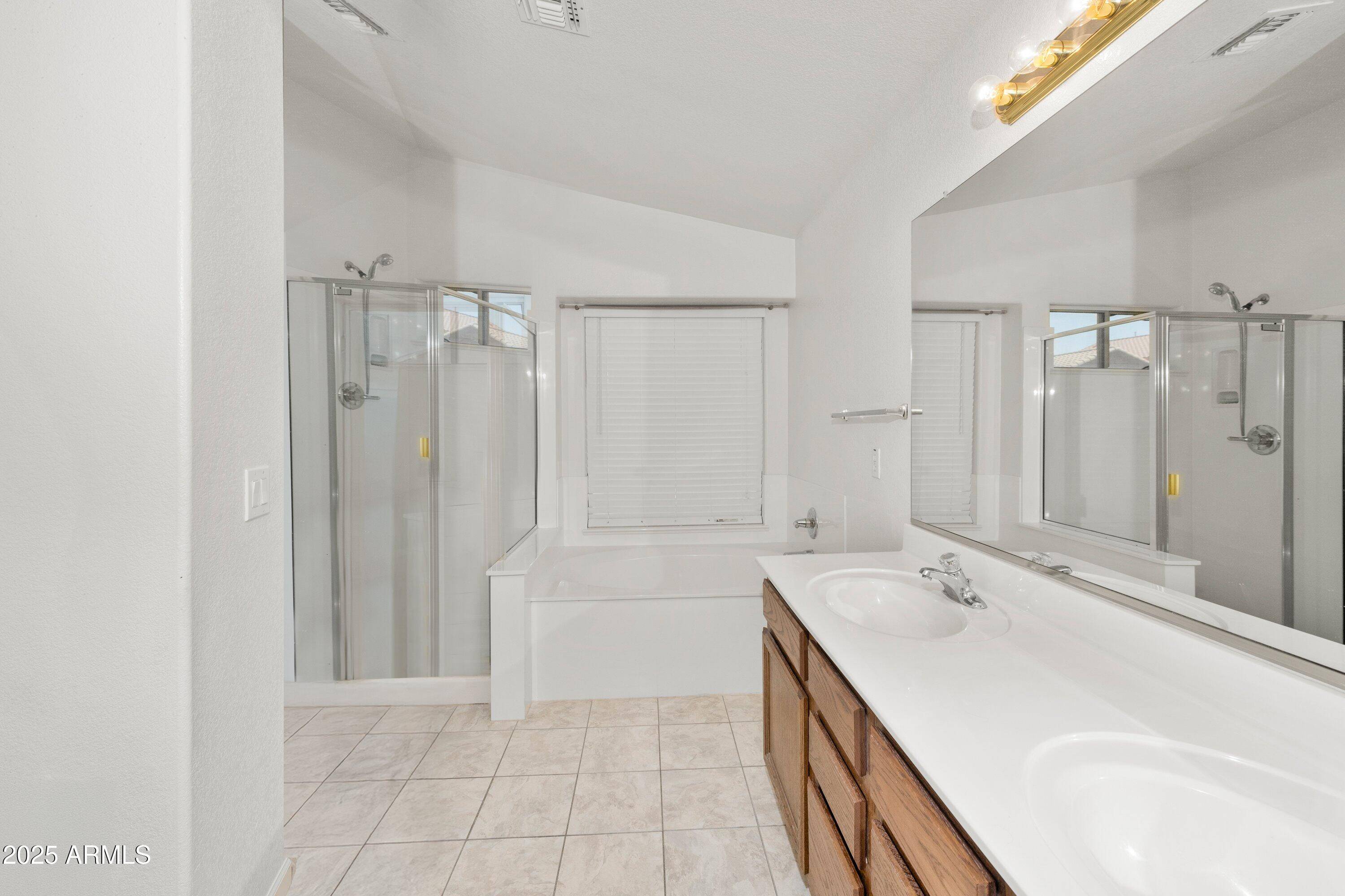 San Tan Valley, AZ 85143,742 E LOVEGRASS Drive
