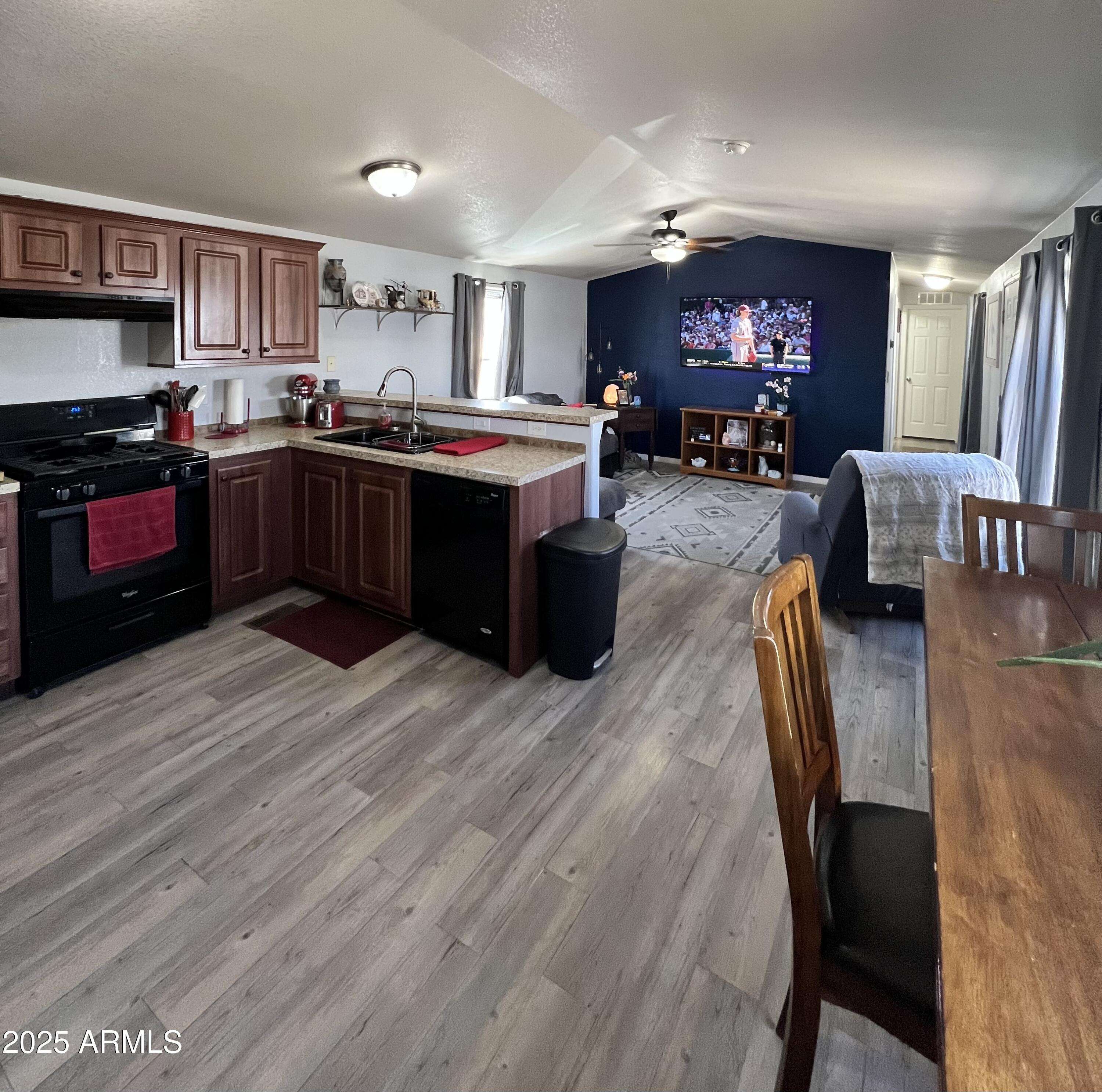 Mesa, AZ 85201,625 W McKellips Road #358
