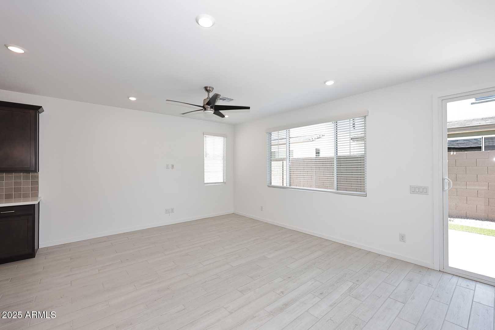 Phoenix, AZ 85085,2460 W Rowel Road