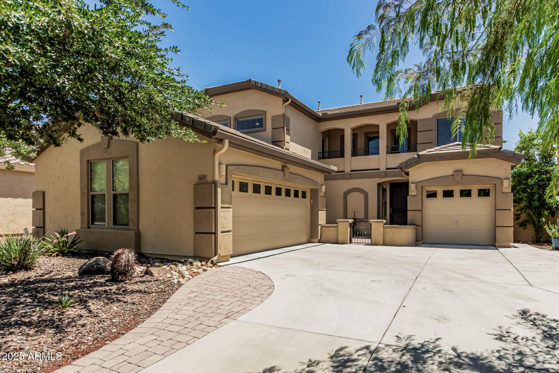 Phoenix, AZ 85083,5437 W RED BIRD Road