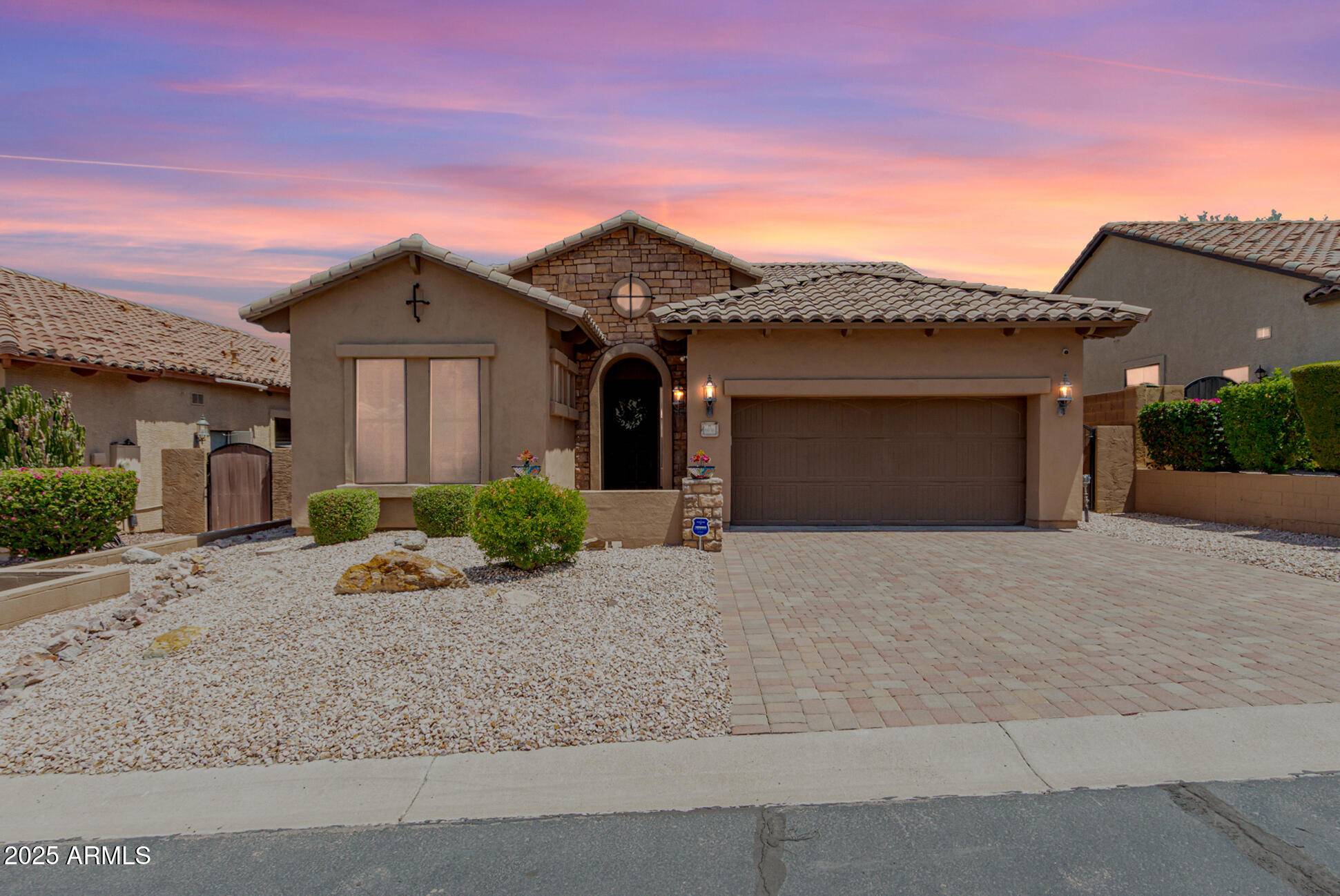 Mesa, AZ 85207,6936 E SNOWDON Street