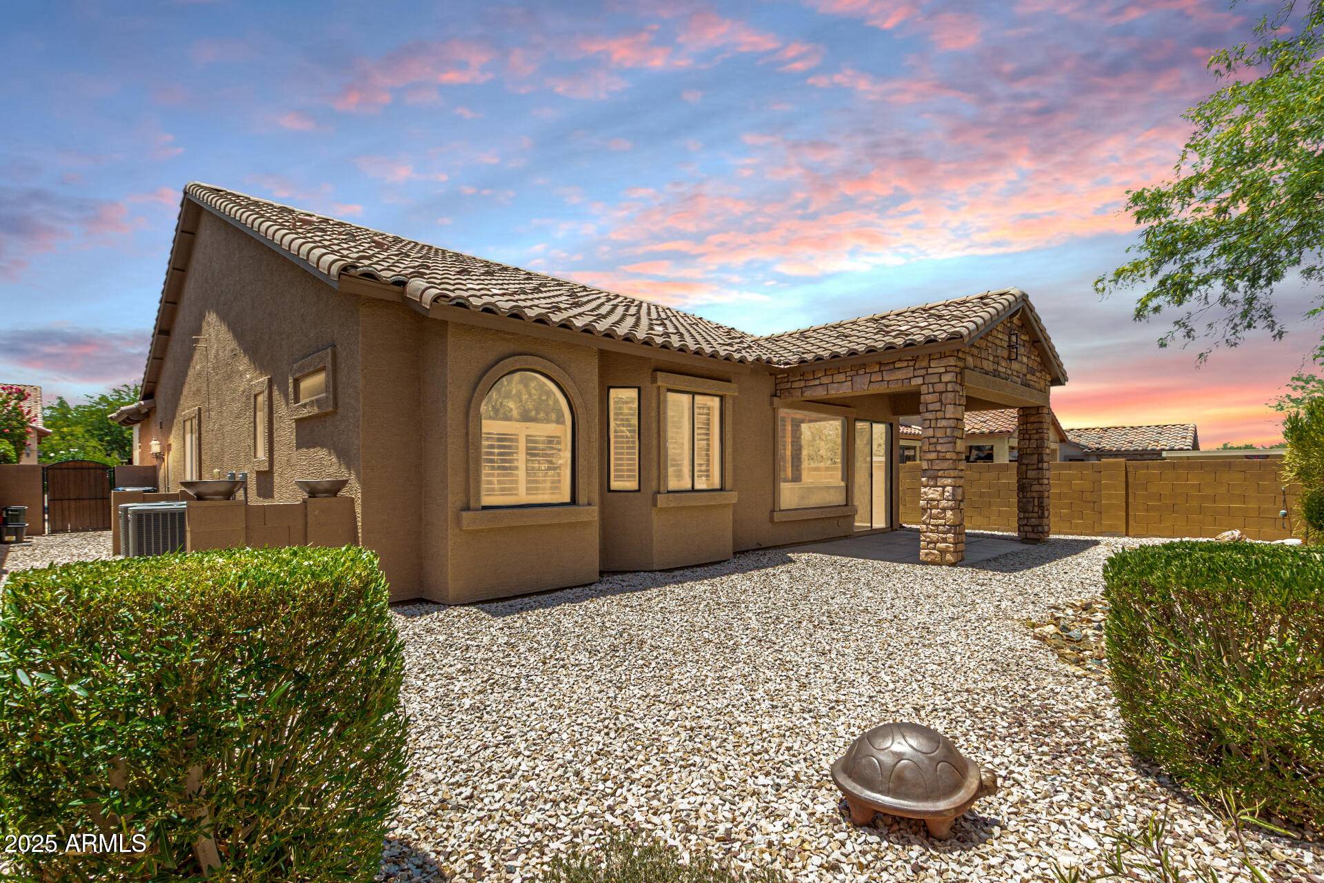 Mesa, AZ 85207,6936 E SNOWDON Street