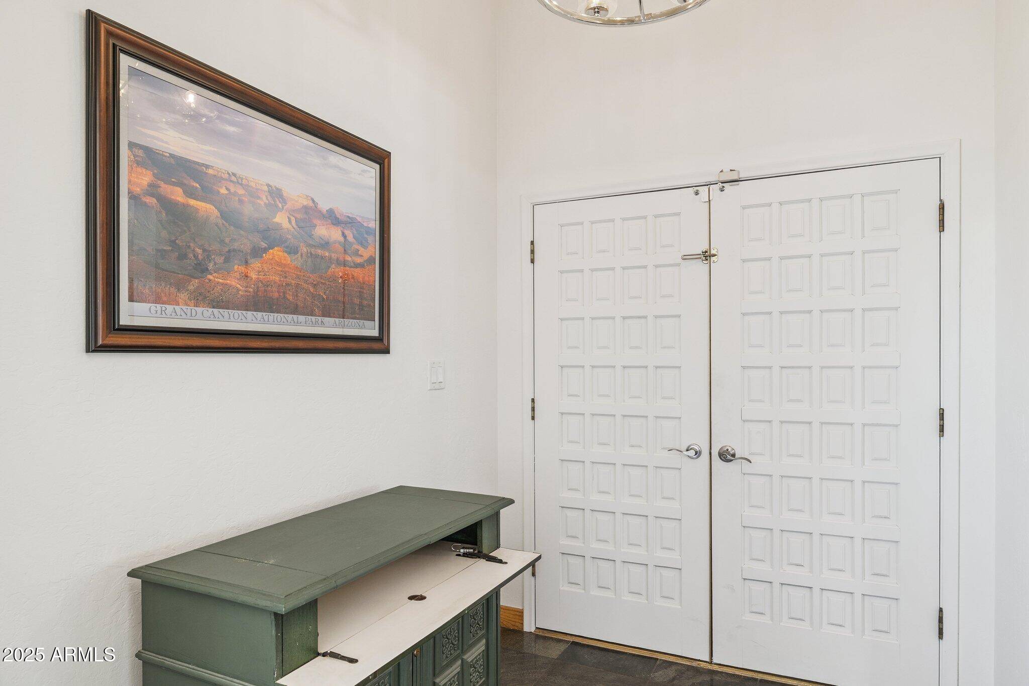 Scottsdale, AZ 85254,7036 E SHEENA Drive