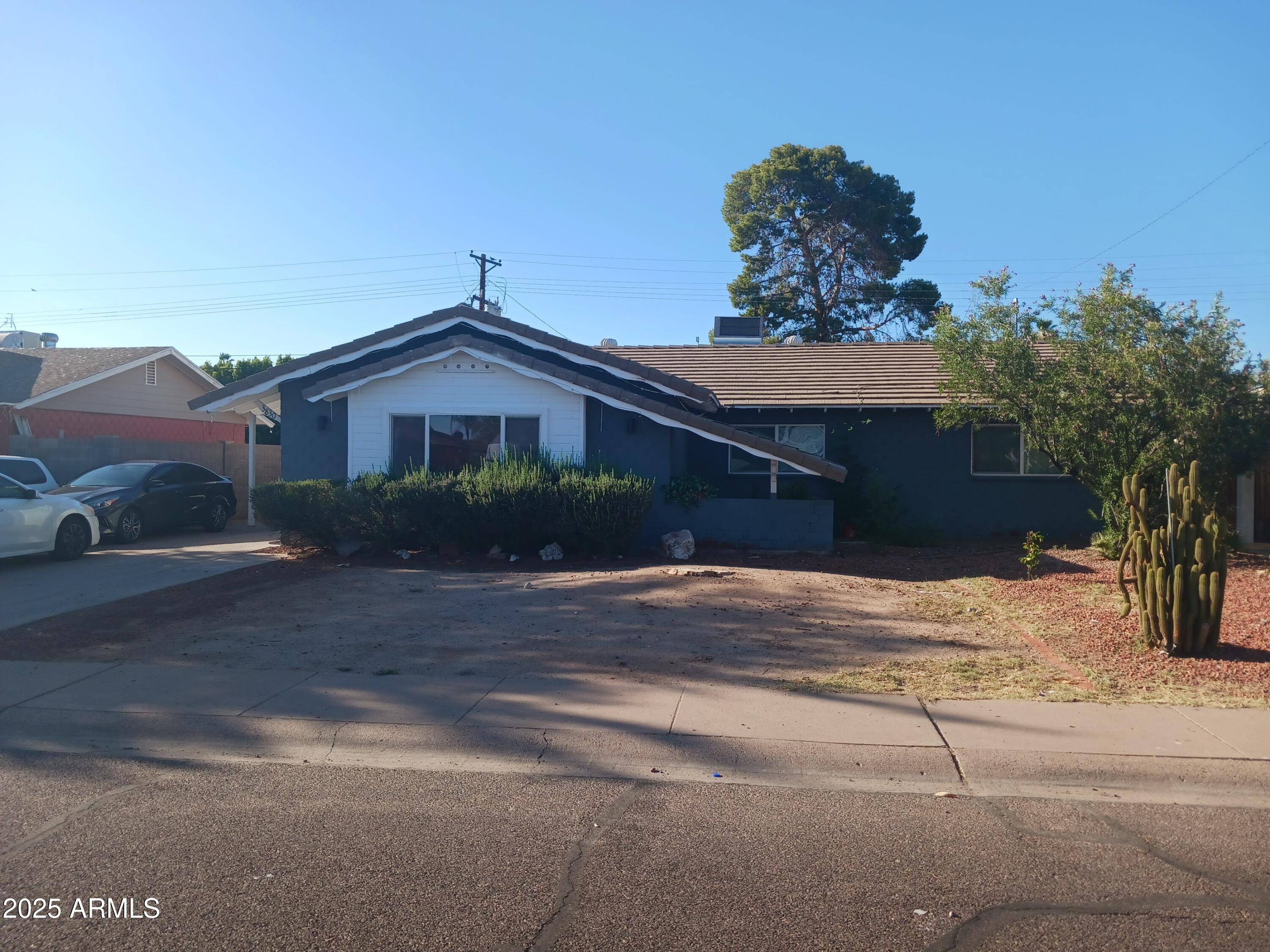 Phoenix, AZ 85019,3830 W CAVALIER Drive