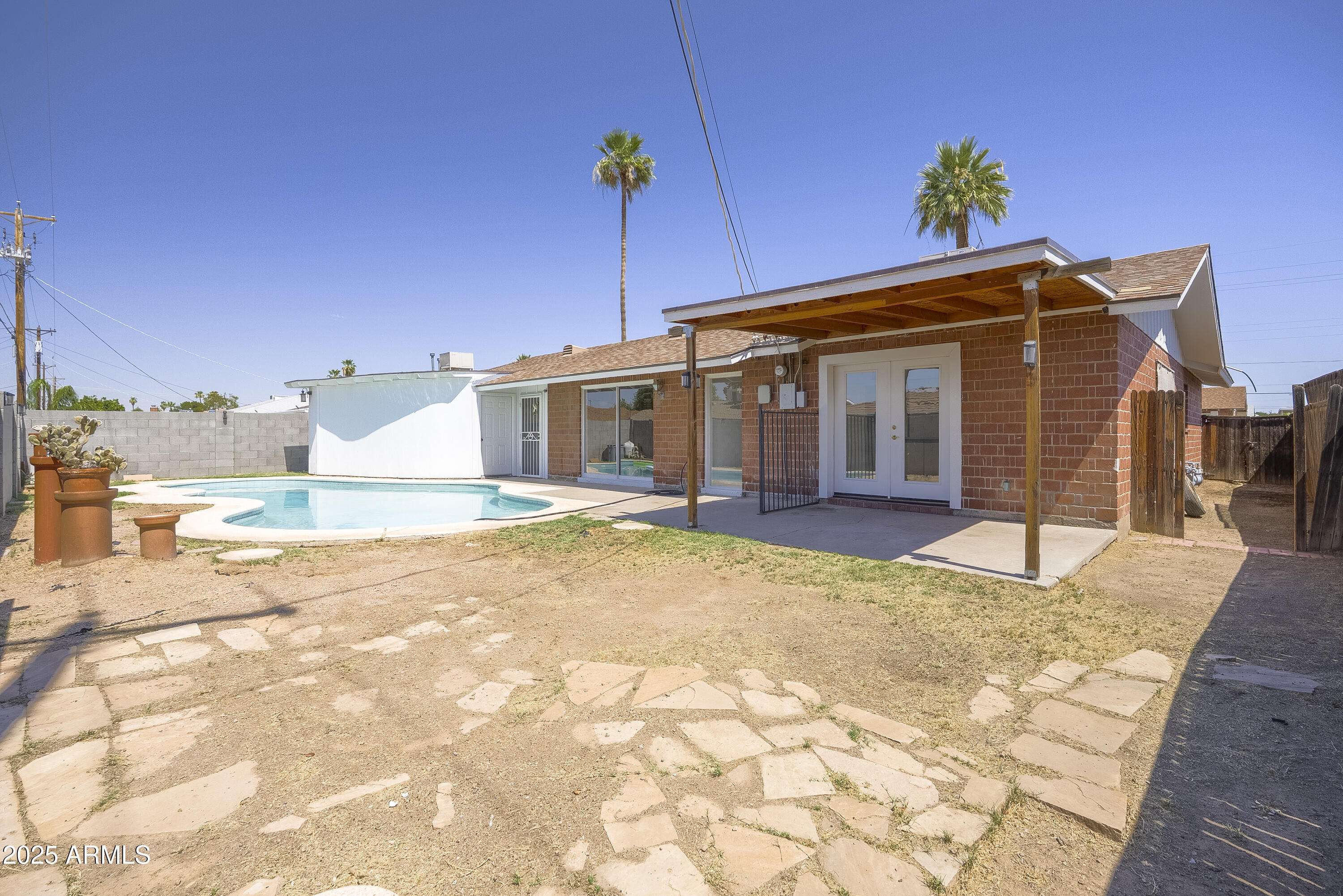 Phoenix, AZ 85019,3823 W ROSE Lane