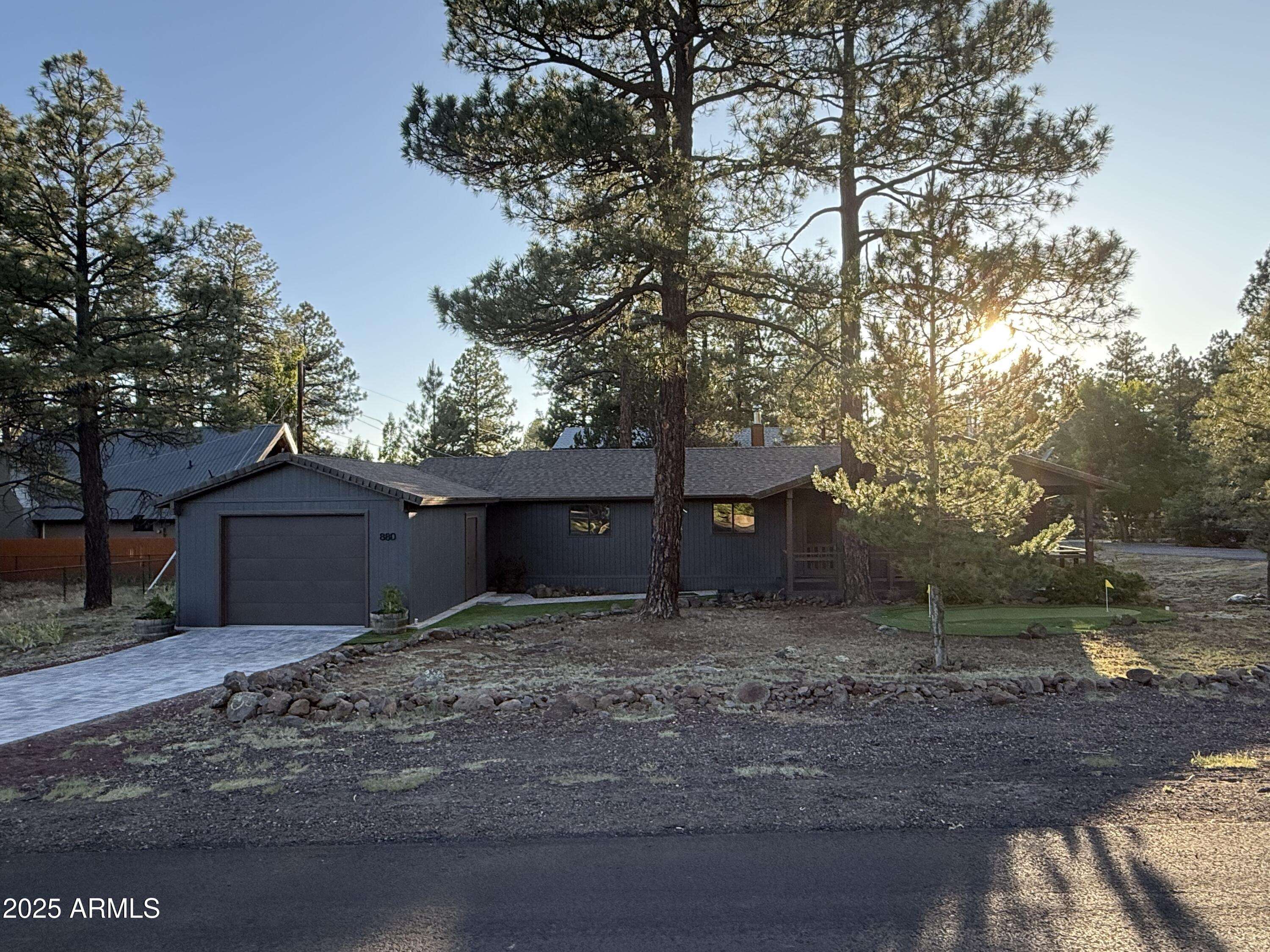 Munds Park, AZ 86017,880 E OAK Drive