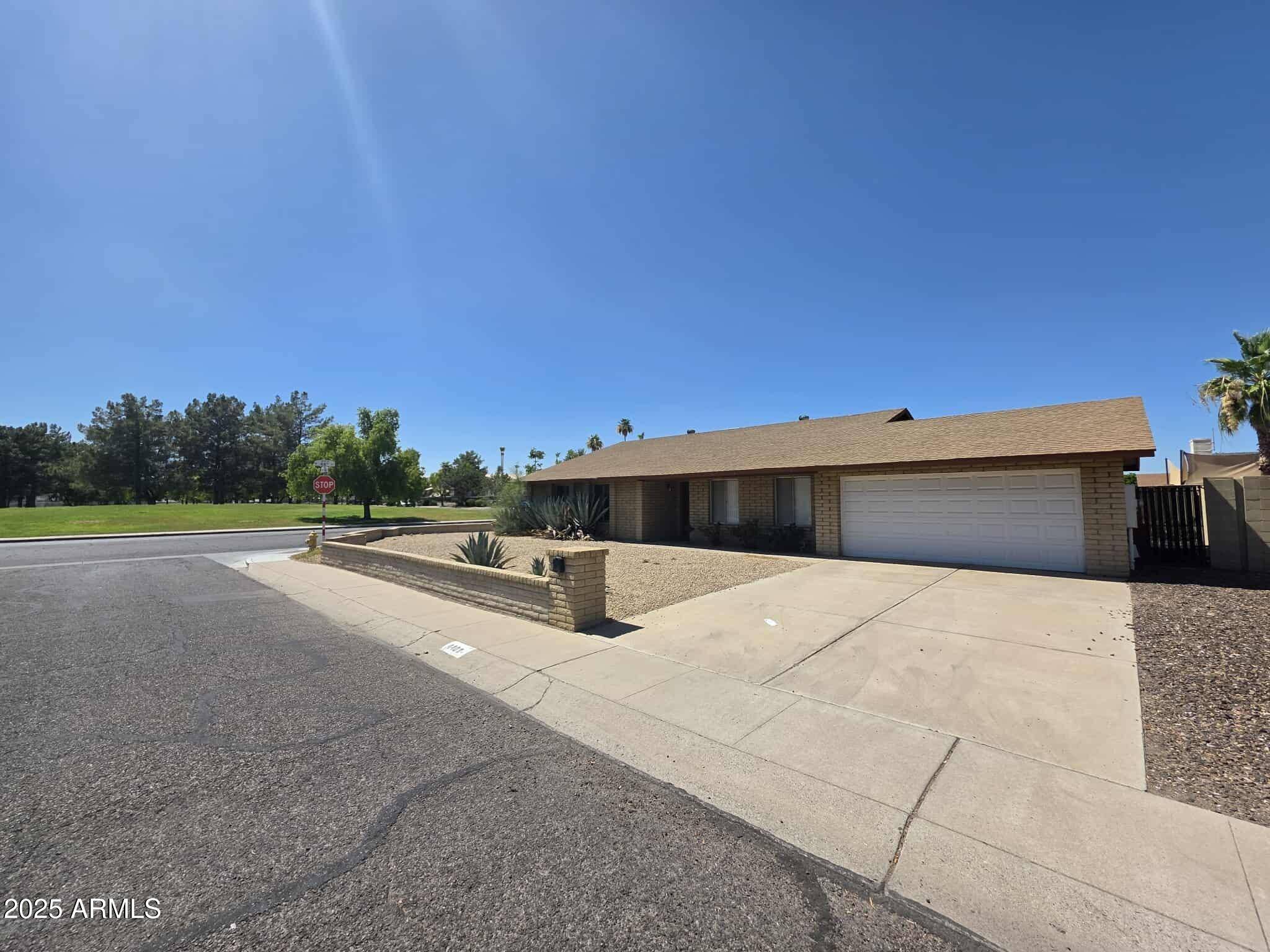 Phoenix, AZ 85032,4402 E PERSHING Avenue