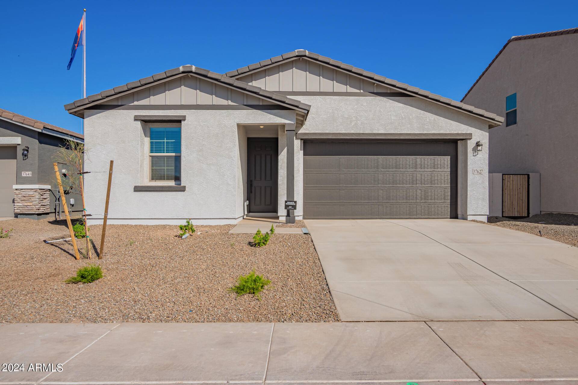 San Tan Valley, AZ 85140,37627 N CAVERN Way