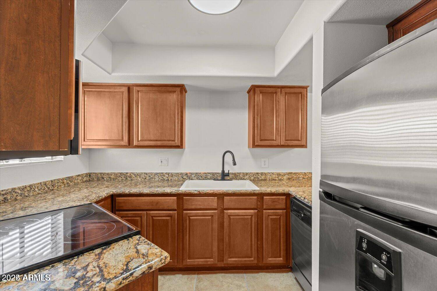 Scottsdale, AZ 85257,935 N GRANITE REEF Road #102