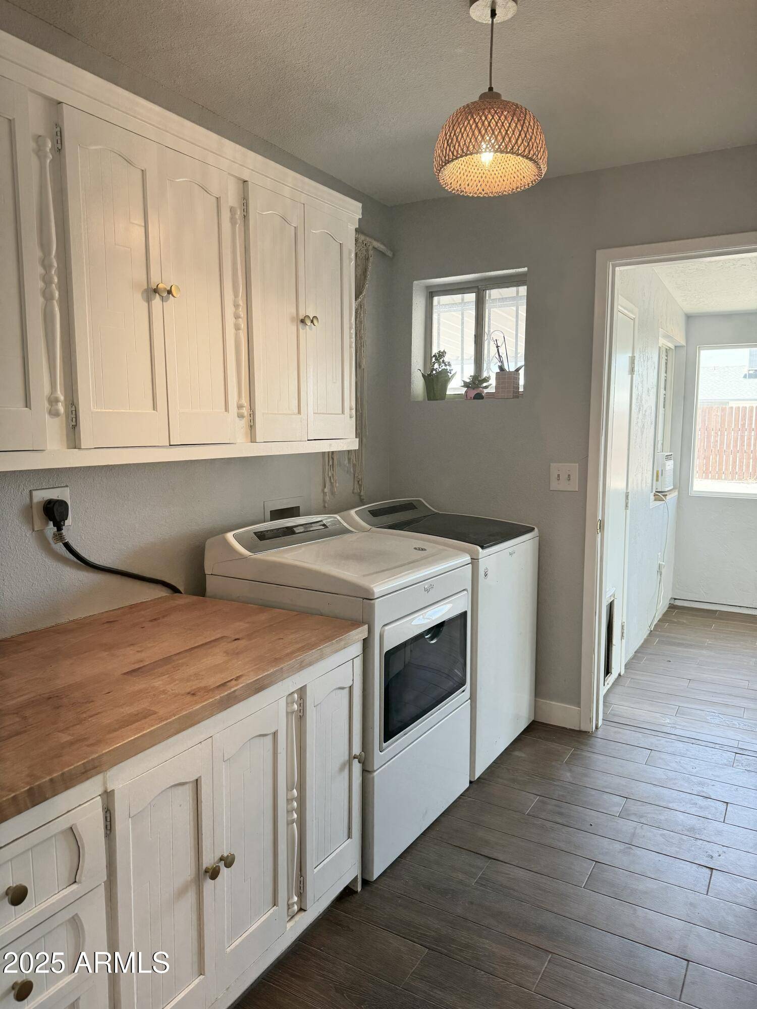Mesa, AZ 85208,433 S 113TH Place