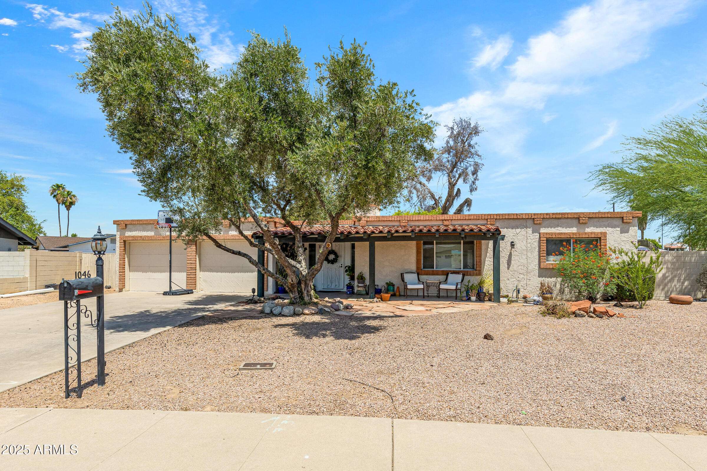 Mesa, AZ 85203,1046 E FAIRFIELD Street
