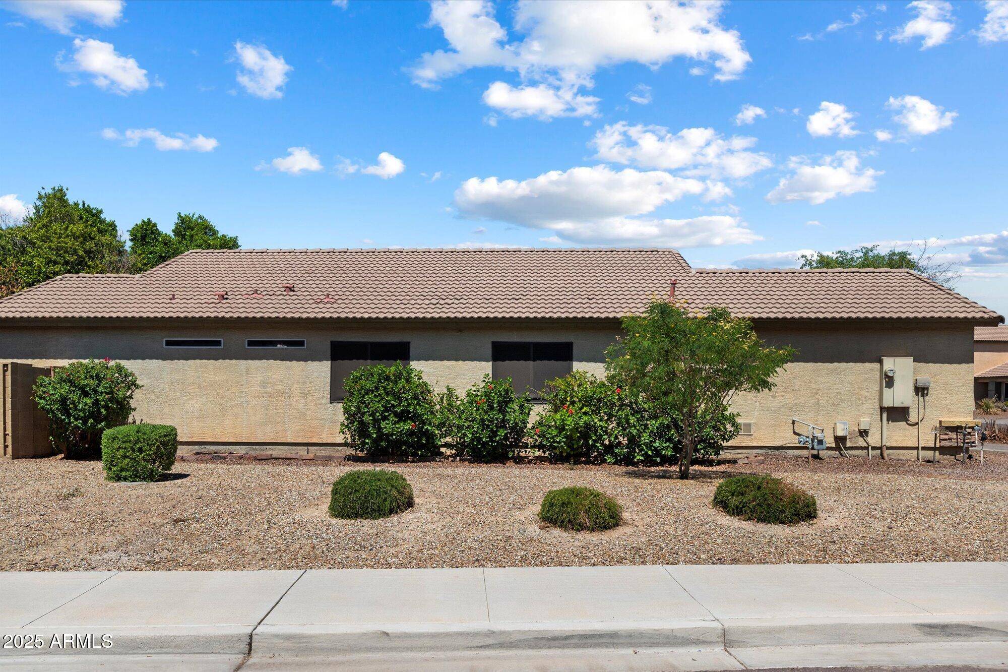 Phoenix, AZ 85043,6205 W Encinas Lane