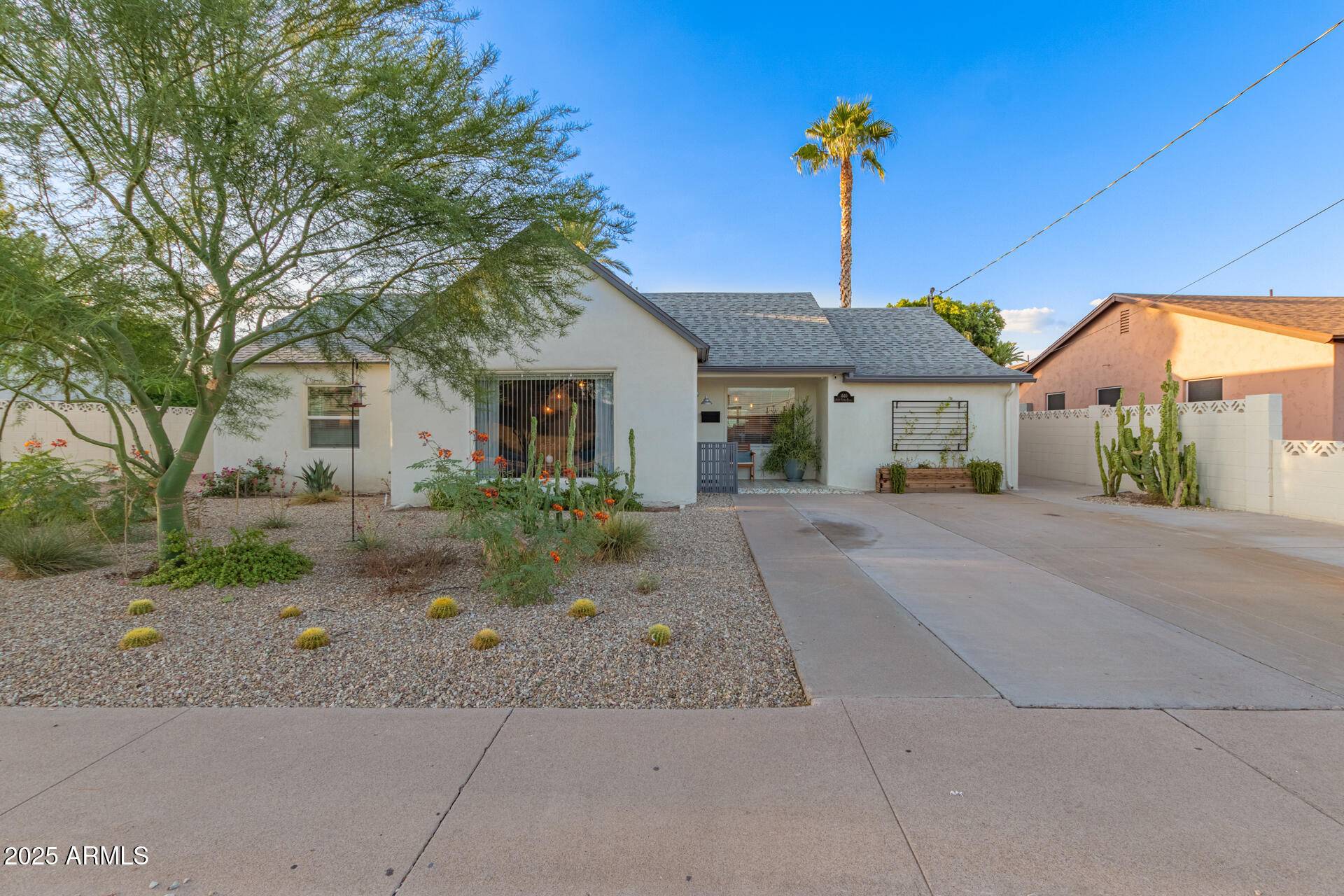 Mesa, AZ 85201,440 W PEPPER Place