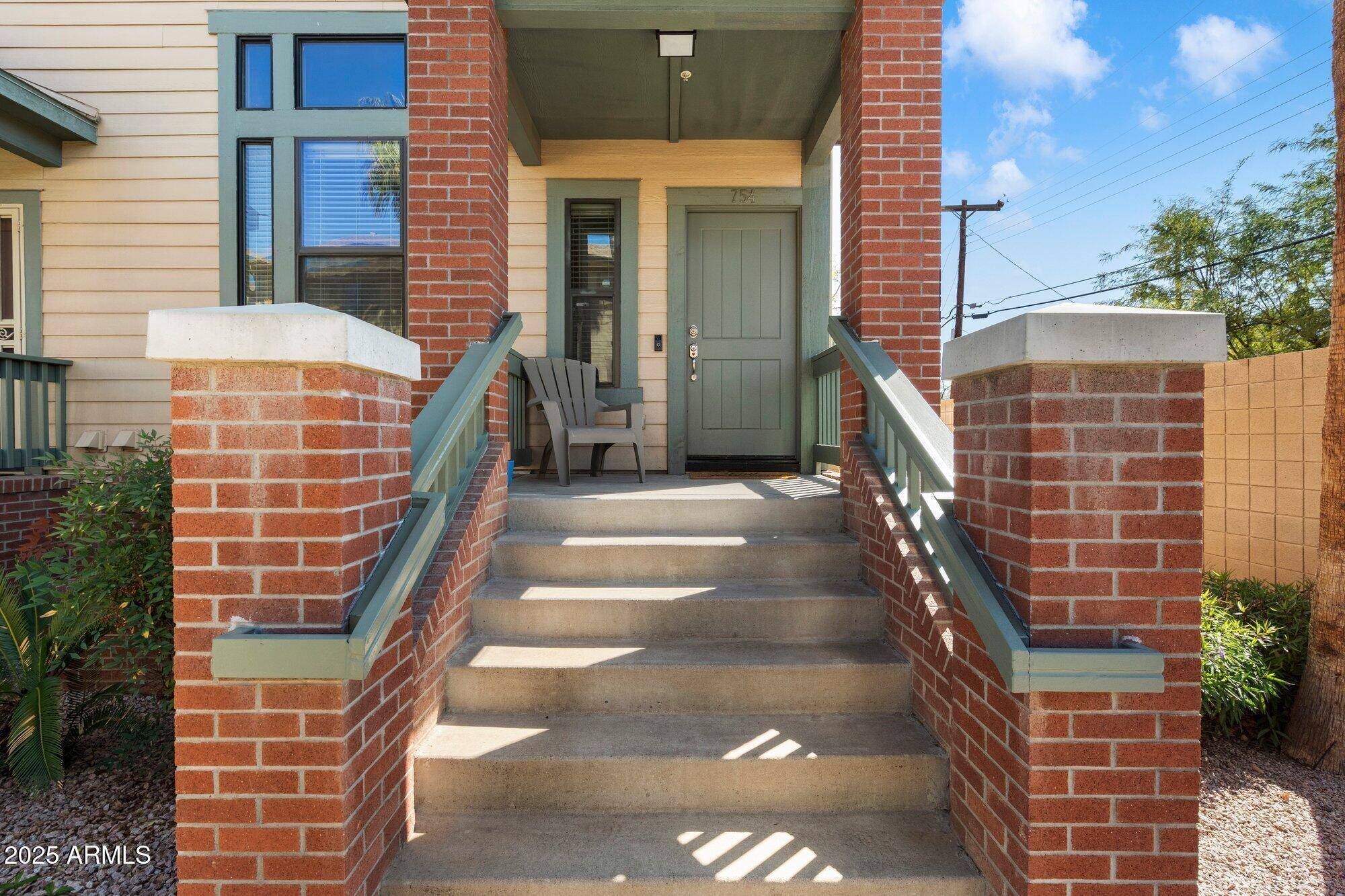 Tempe, AZ 85281,754 S Beck Avenue