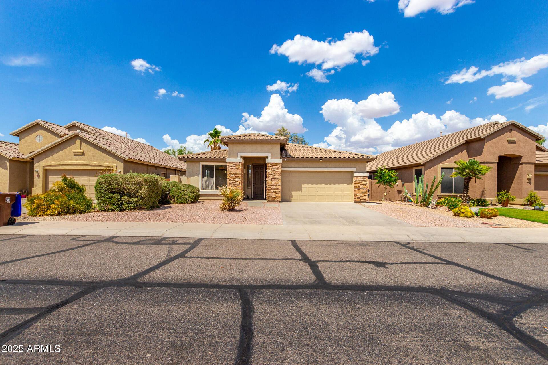 San Tan Valley, AZ 85143,128 E CANARY Court
