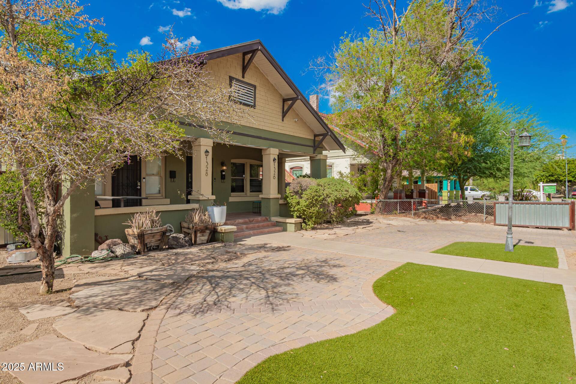 Phoenix, AZ 85007,1326 W MONROE Street