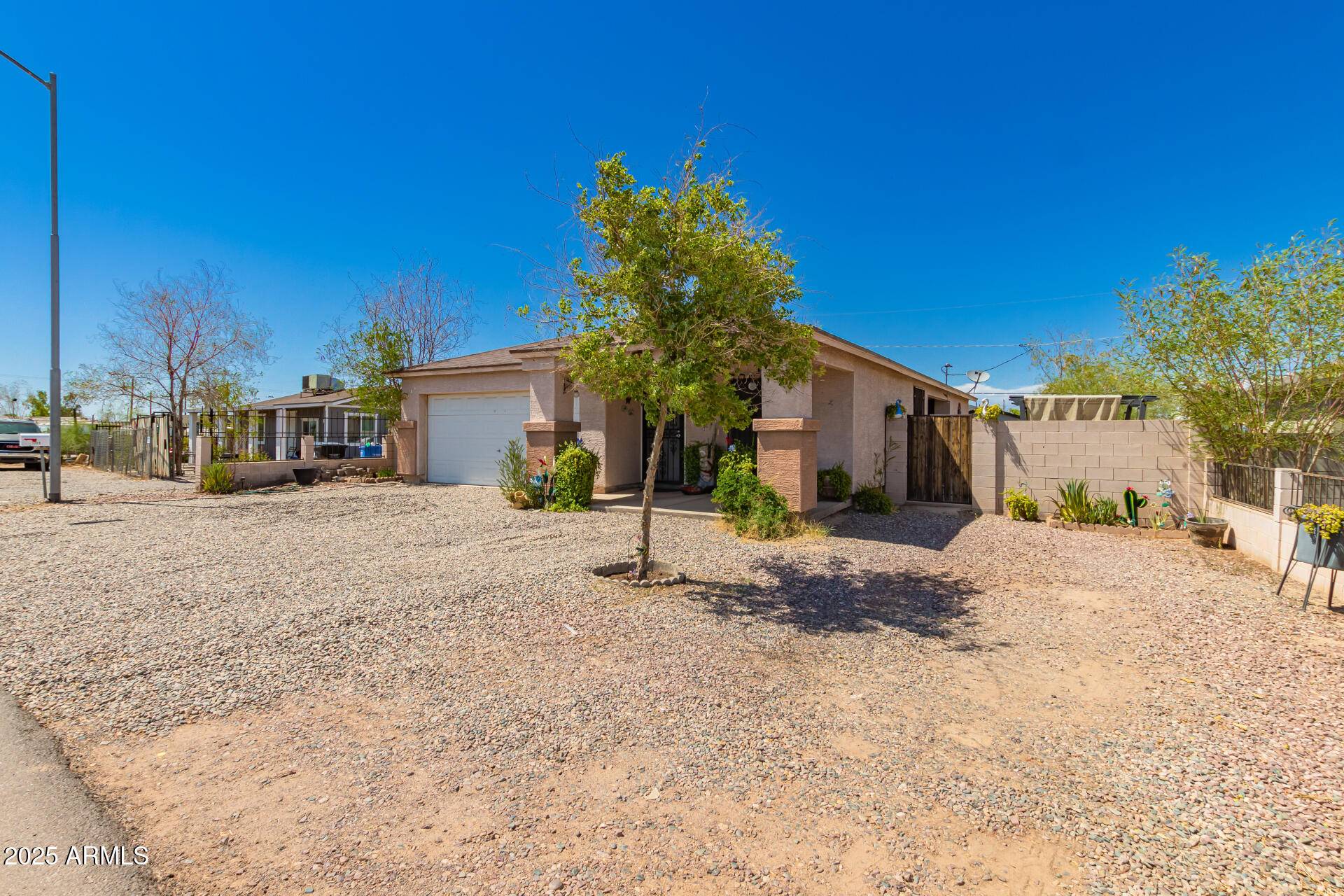 Phoenix, AZ 85040,1712 E ENCINAS Lane