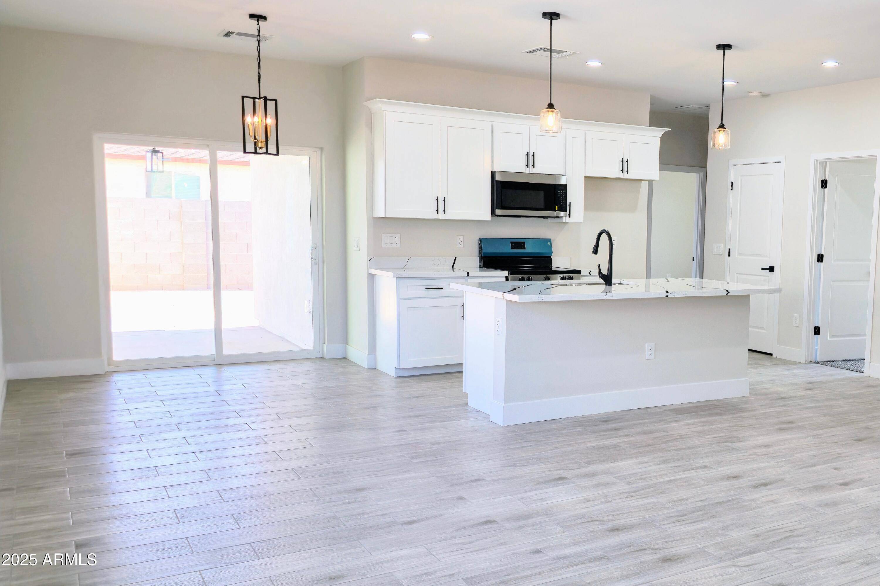 Arizona City, AZ 85123,9401 W CORONADO Drive