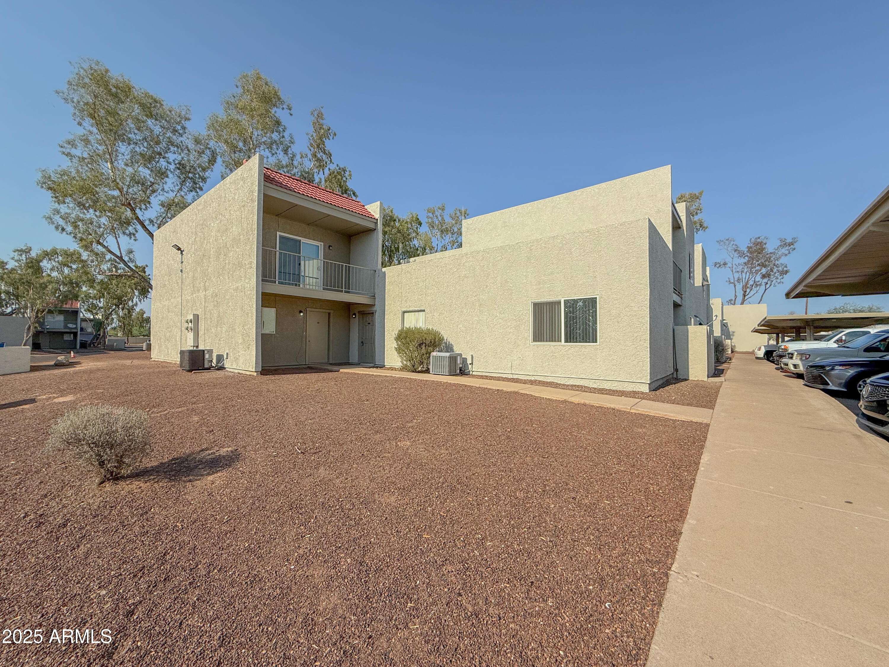 Phoenix, AZ 85032,2826 E MONTE CRISTO Avenue #102