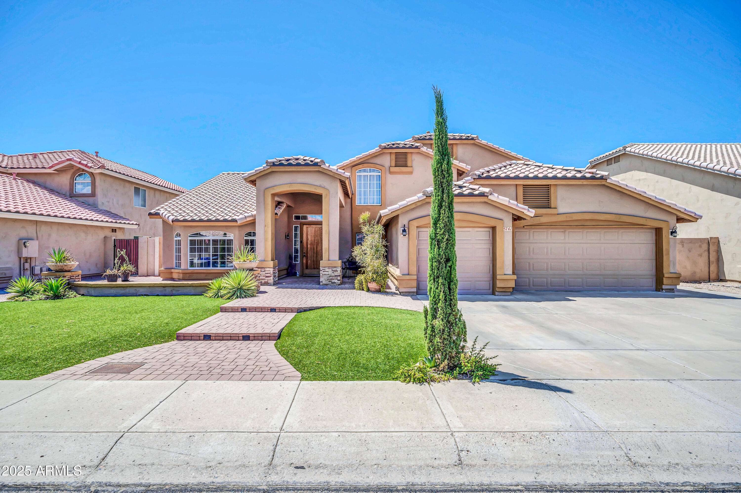 Glendale, AZ 85310,5741 W SOFT WIND Drive