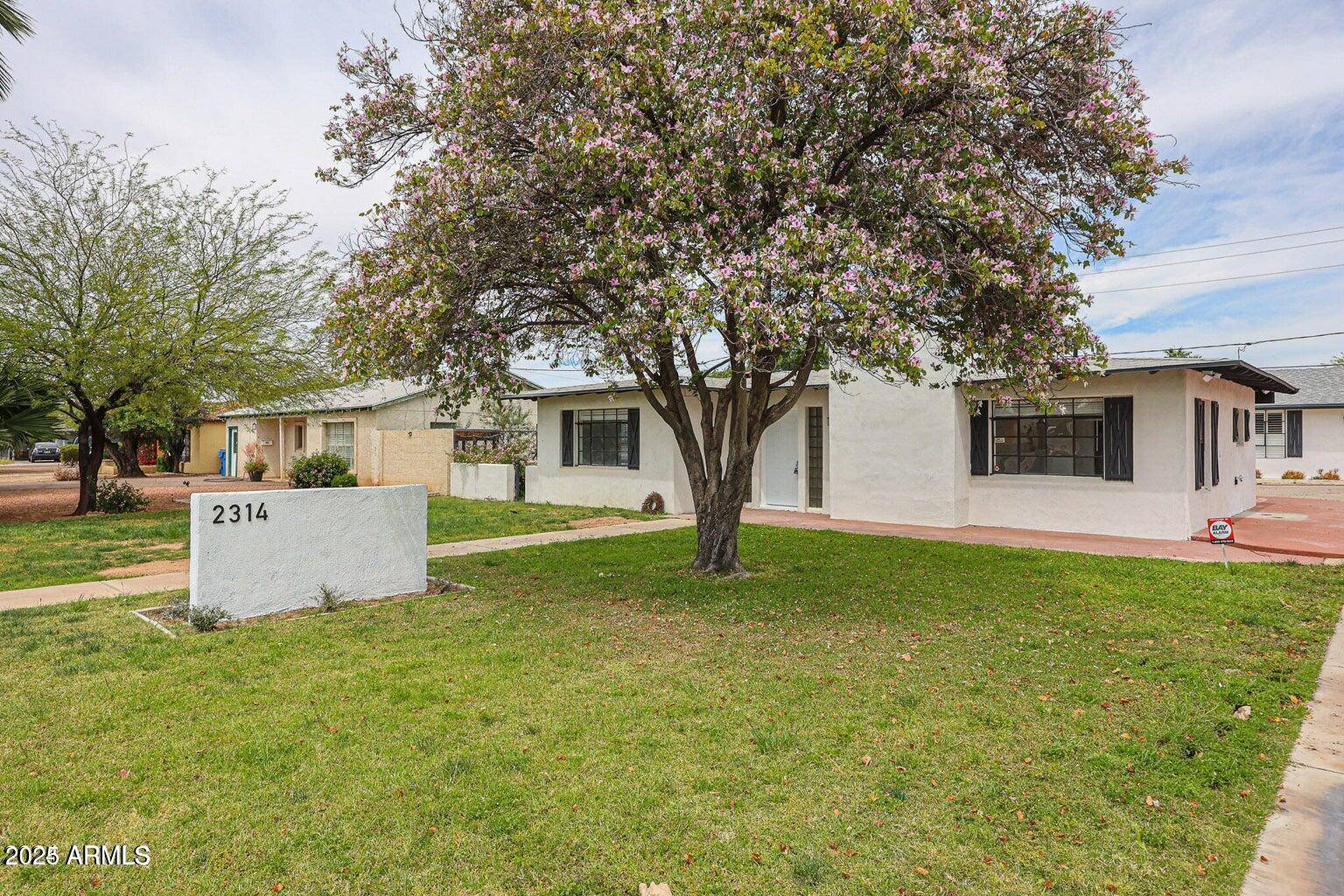 Phoenix, AZ 85016,2314 E OSBORN Road