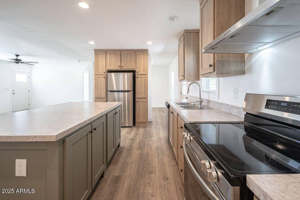 Mesa, AZ 85208,8559 E CORALBELL Avenue