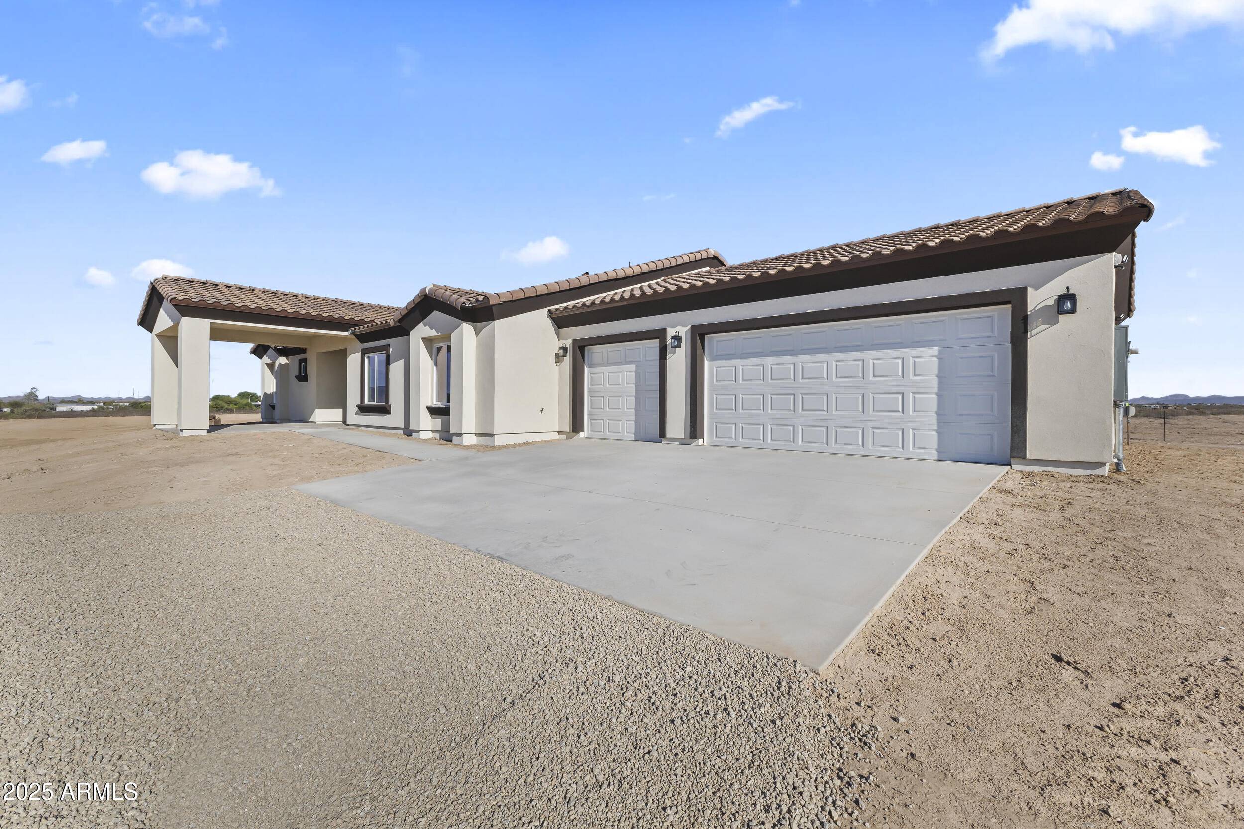 Tonopah, AZ 85354,1041 N 371ST Lane