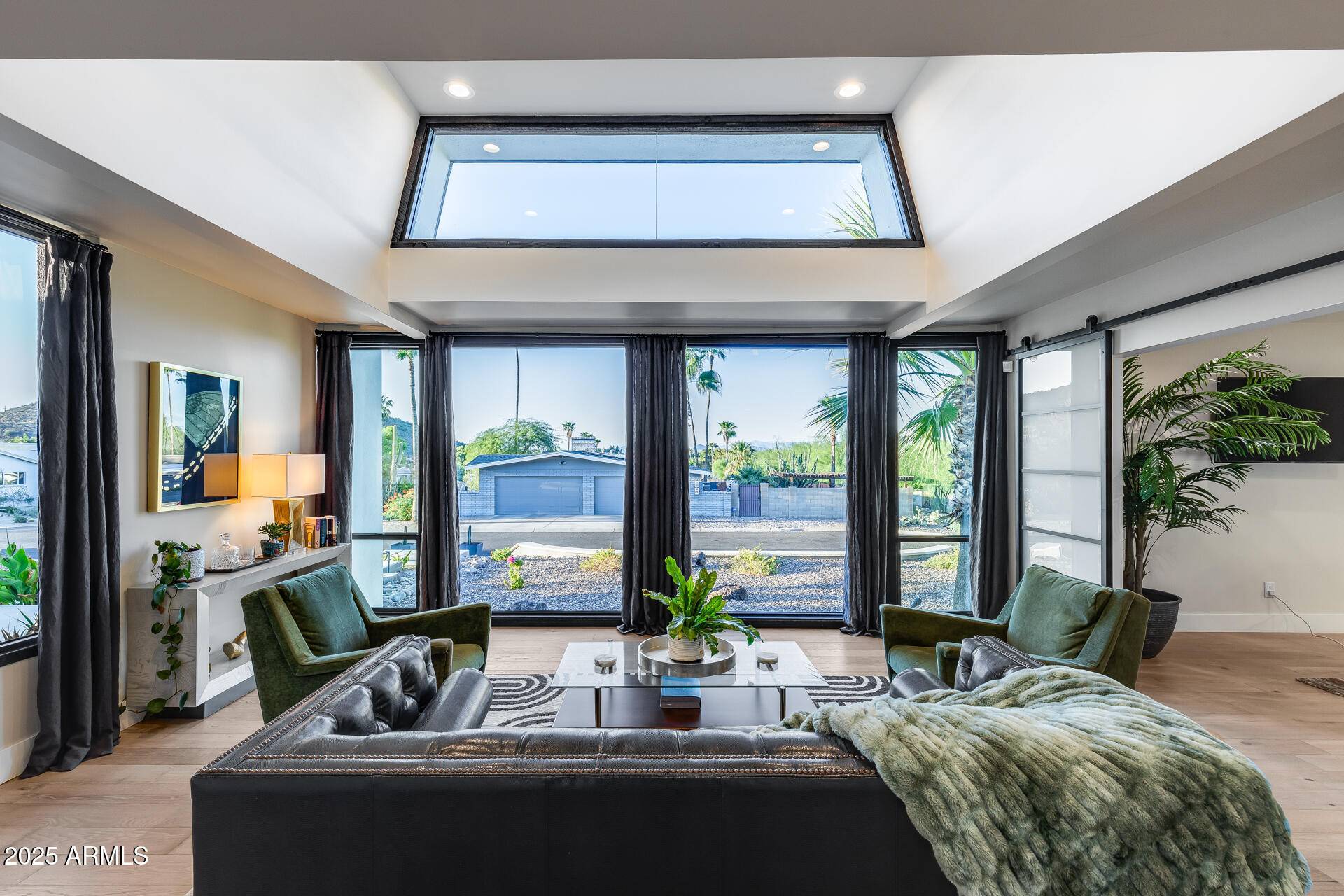 Phoenix, AZ 85029,707 W SURREY Avenue