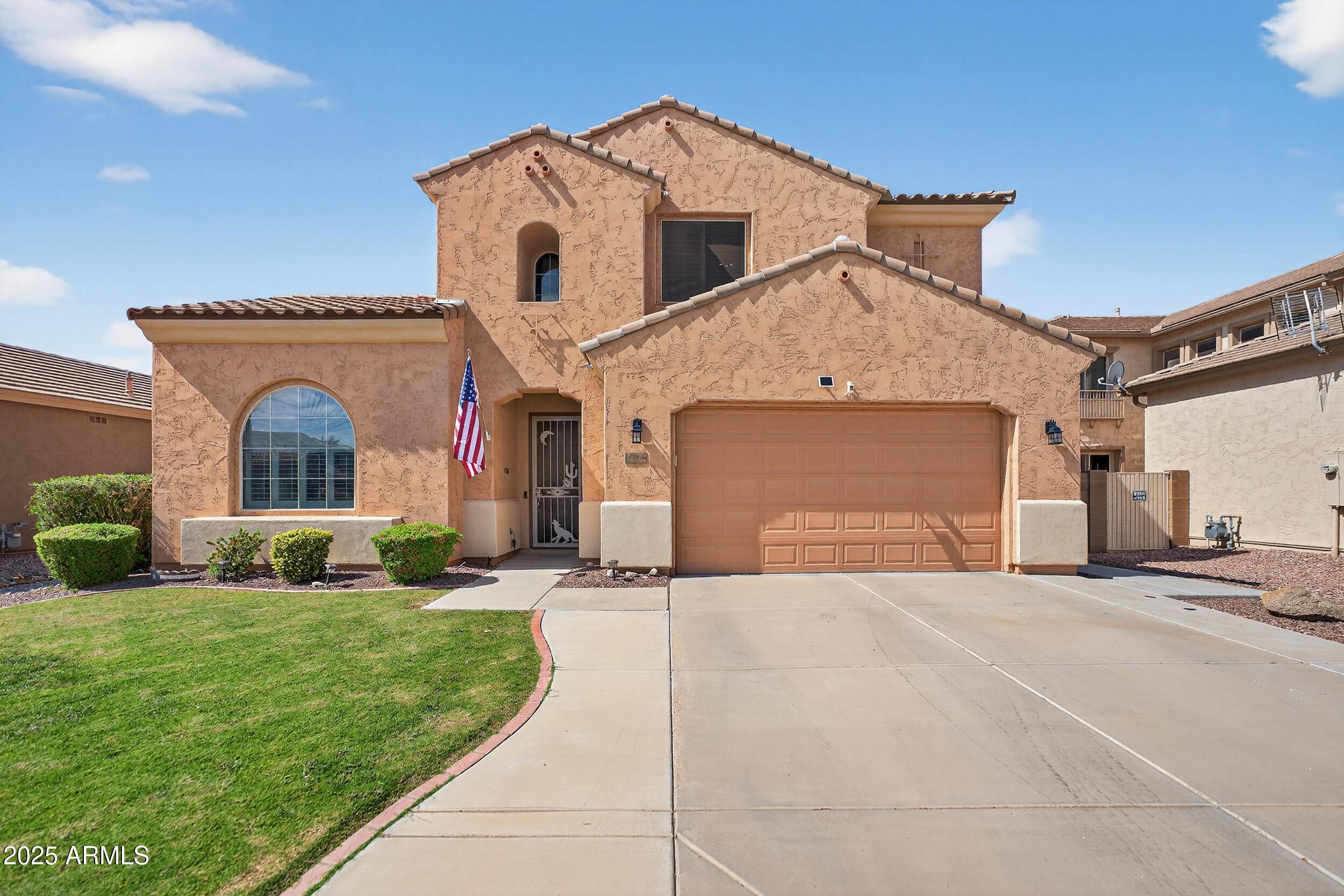 Chandler, AZ 85249,6860 S CRYSTAL Way